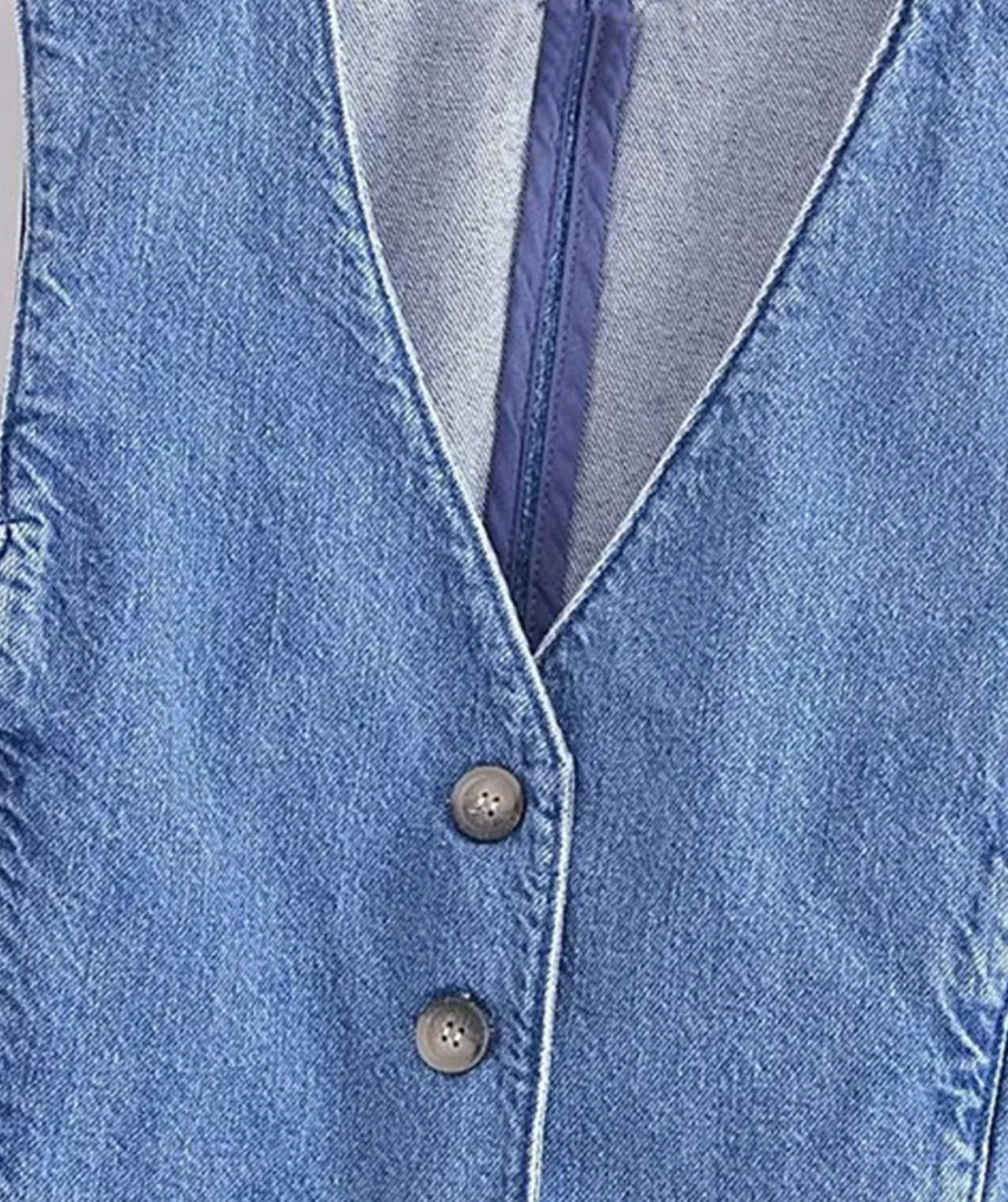 TRAF damska modna kamizelka dżinsowa z przodu na guziki vintage dekolt w serek bez rękawów damska odzież wierzchnia eleganckie topy