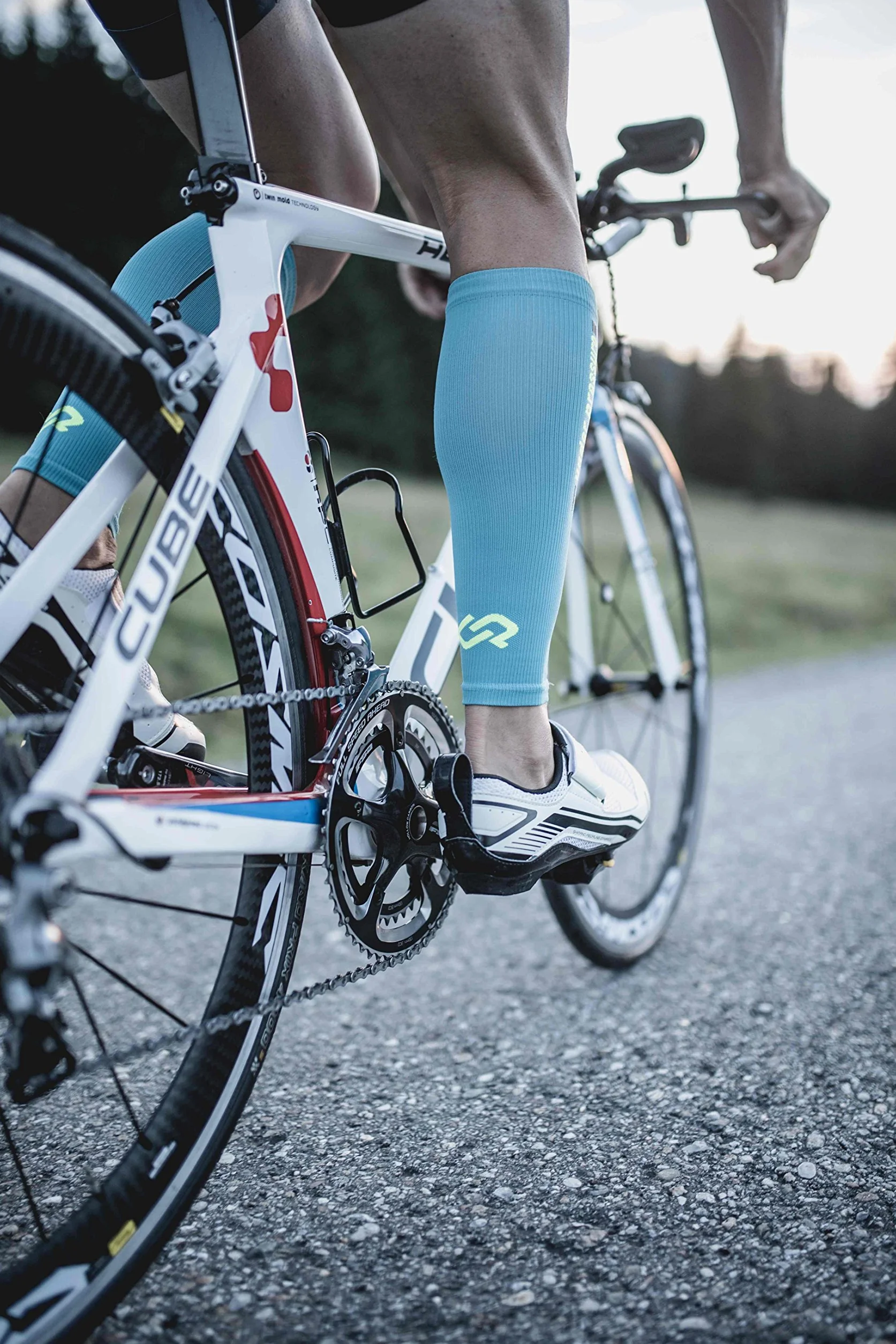 Sportowe skarpety kompresyjne "Under Pressure" (kompr: 20 – 22 mmHg) – najwyższa jakość, wyprodukowano w Niemczech.