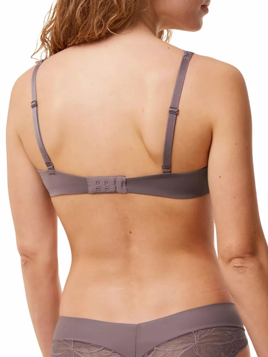Triumph Biustonosz Kobiety Body Make-up Illusion Lace Wp