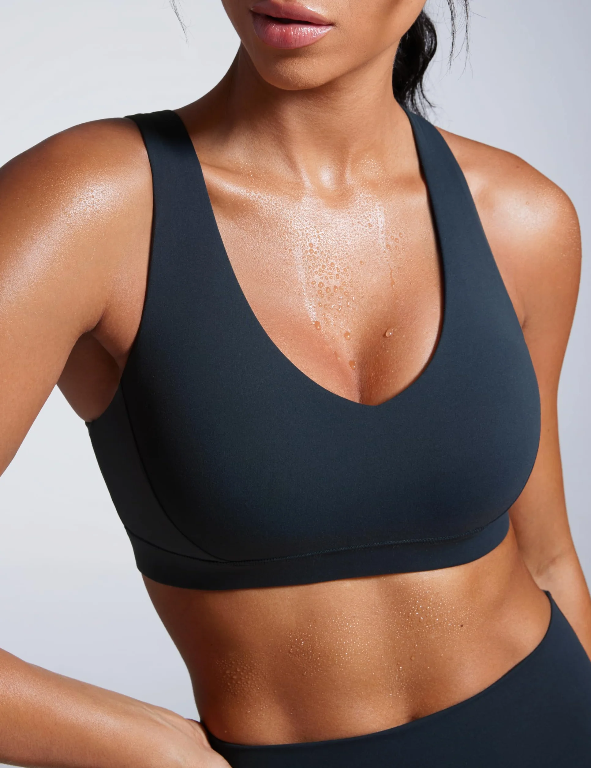 CRZ YOGA Biustonosz sportowy Butterbreeze Criss Cross Back regulowane ramiączka usztywniany bezprzewodowy krótki top