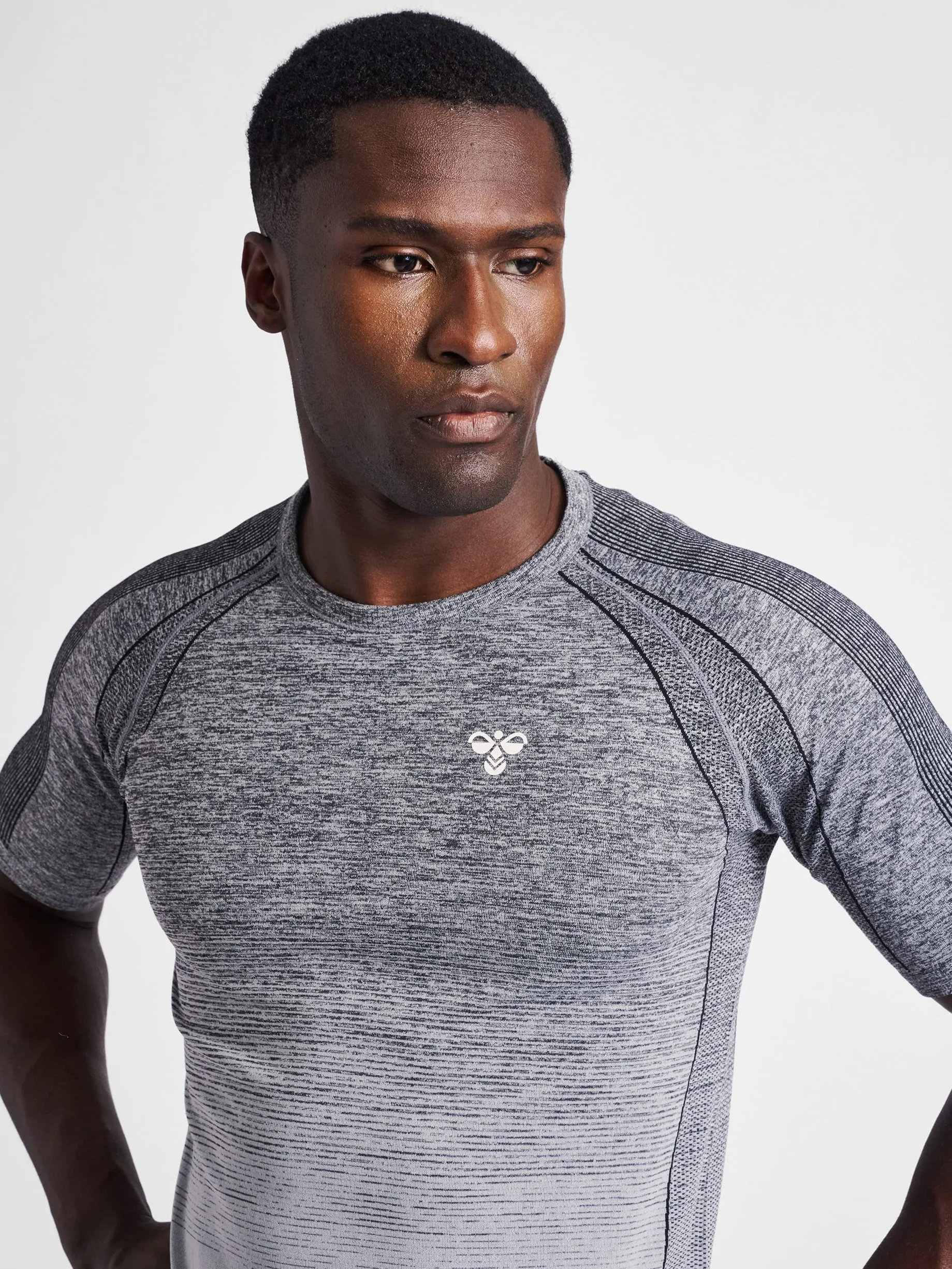 hummel T-shirt Mężczyźni Hmlgg12 Training Seamless S/S