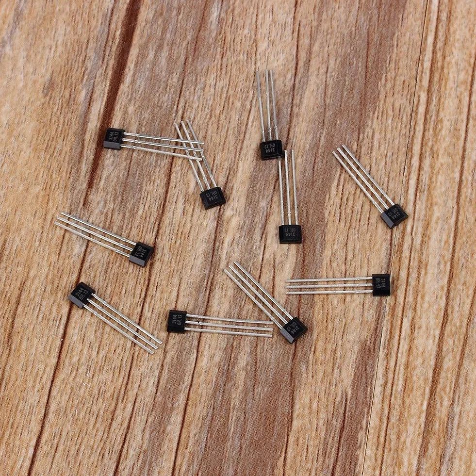 10 sztuk Liniowy czujnik efektu Halla, A3144 3144E OH3144E Czujnik magnetyczny 3-pinowy czułe przełączniki TO-92UA 3pin SIP