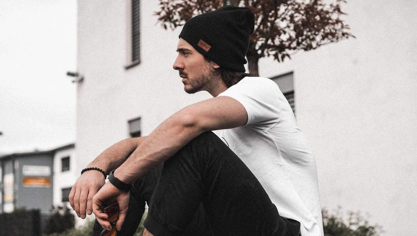Nebelkind Unisex Beanie Classy skórzana łatka czapka dziergana czarna One Size