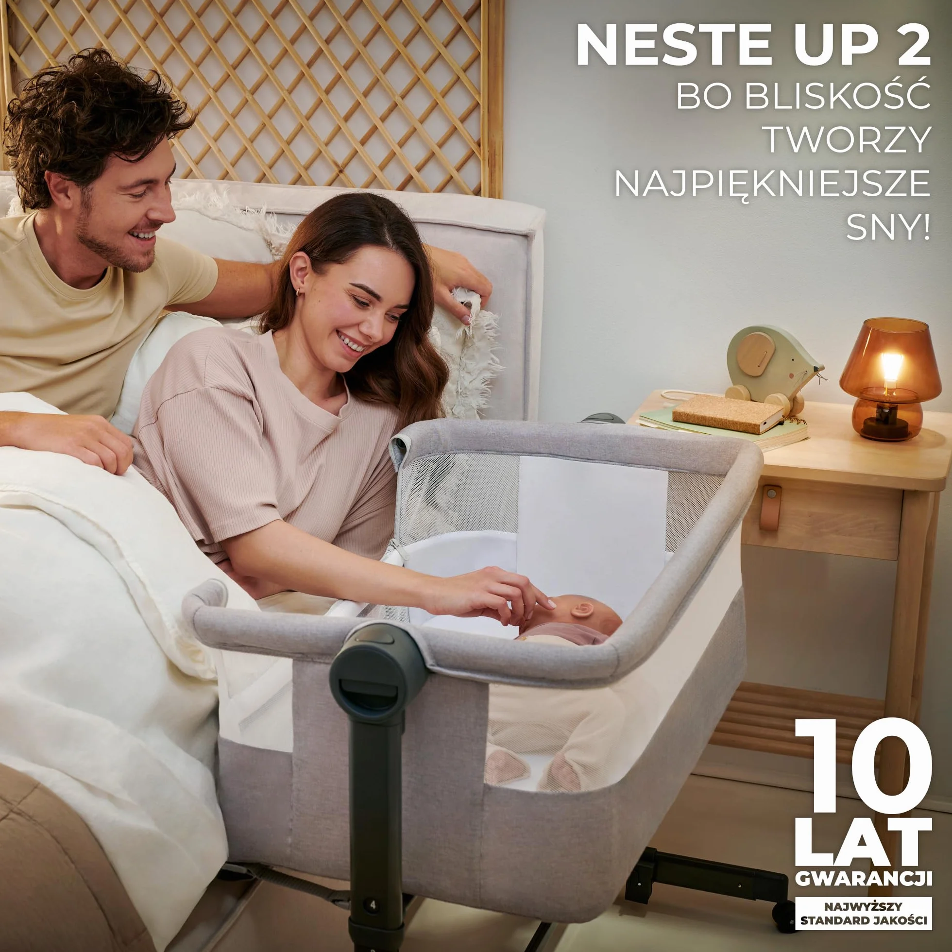 Kinderkraft NESTE UP2 Łóżeczko dostawne, Łóżko turystyczne dziecięce, Regulacja wysokości i kątu nachylenia, Materac i prześcieradło, Solidna konstrukcja, Opuszczana ściana boczna, do 9 kg, Beżowy