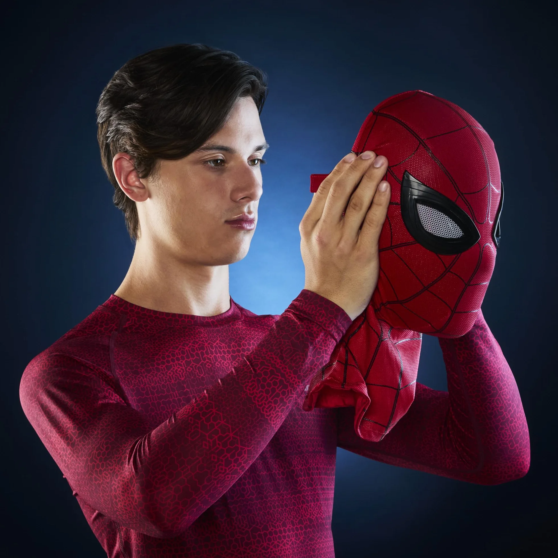 Elektroniczna ekspresyjna maska Spider-Mana z serii Marvel Legends