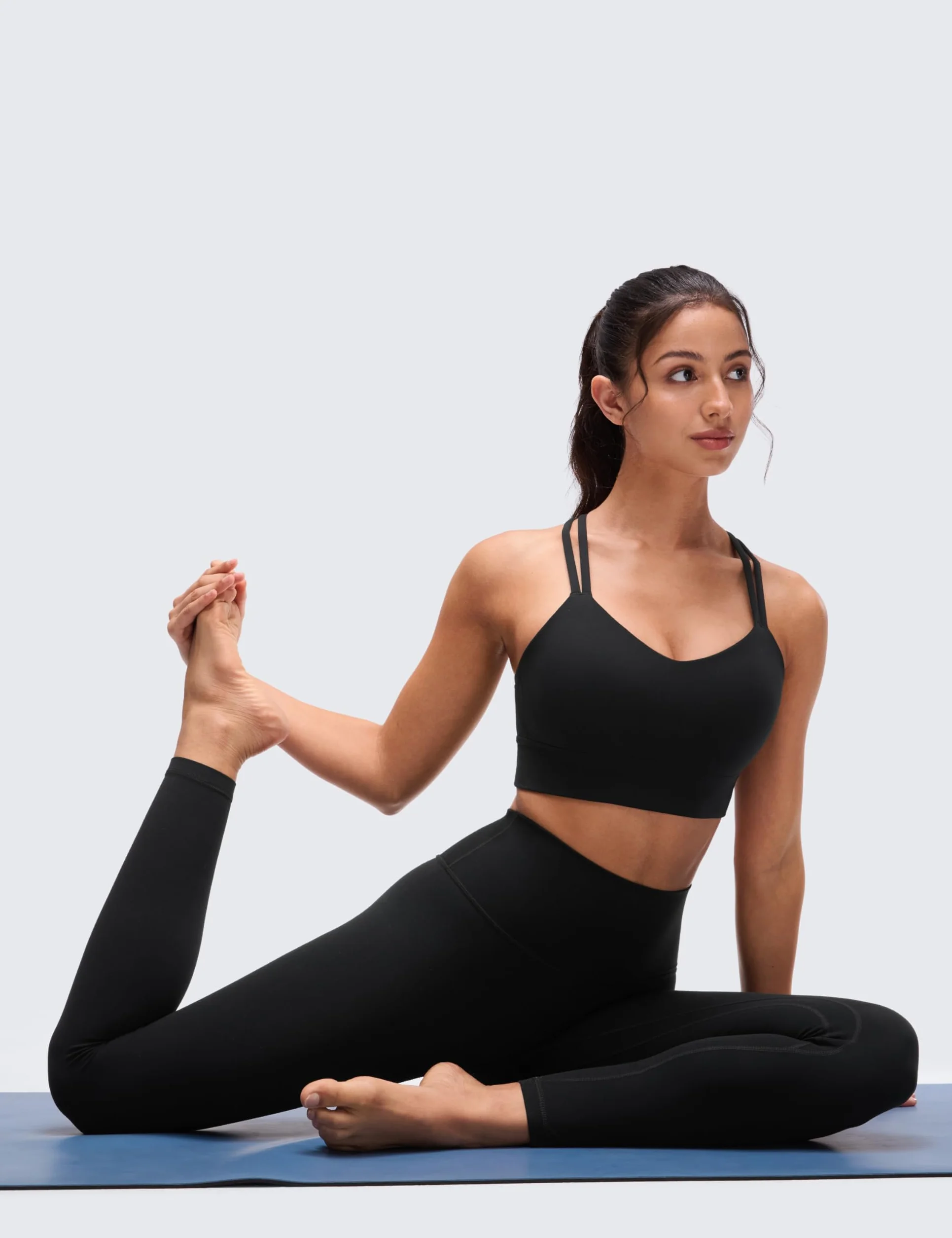 CRZ YOGA Biustonosz sportowy Butterluxe Strappy Longline Softness Mold Womens