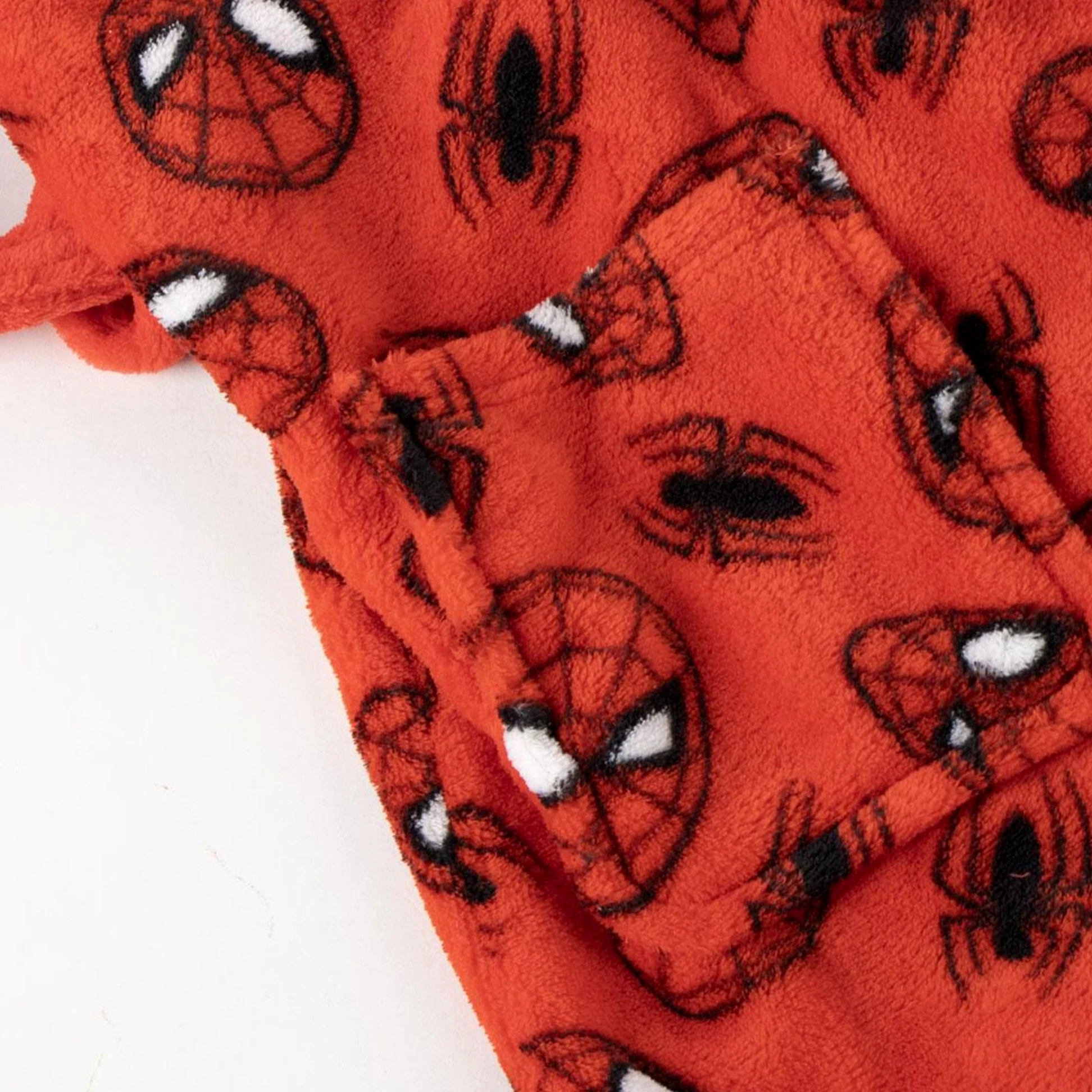 CERDÁ LIFE'S LITTLE MOMENTS Miękki szlafrok z kapturem i paskiem – Szlafrok Spiderman Ciepły i wygodny materiał polarowy, uniseks dla dzieci, Spiderman, 4 lat