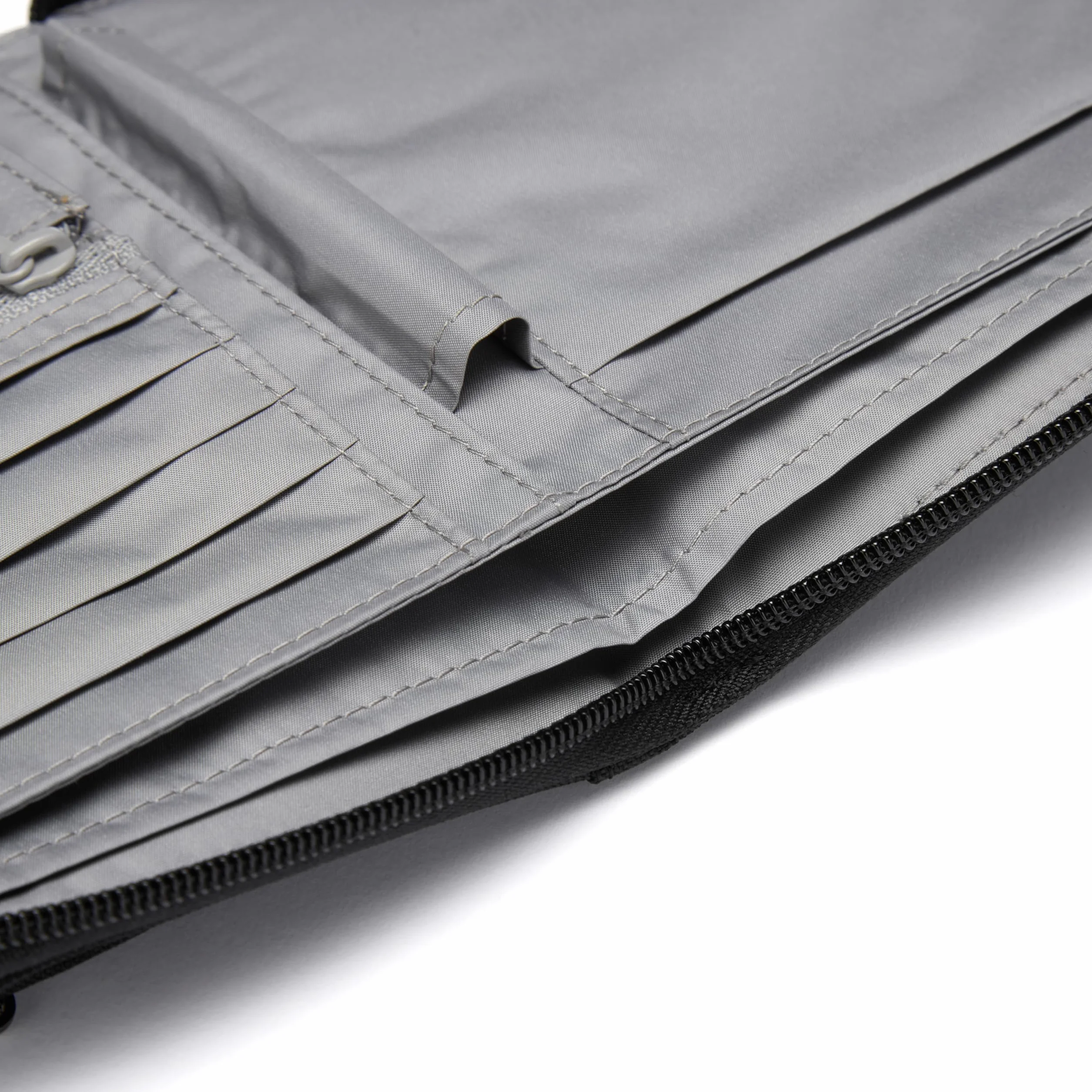 Pacsafe Kompaktowy organizer podróżny, blokujący RFIDsafe RFID, czarny (Jet Black), rozmiar uniwersalny, blokujący RFID Rfidsafe kompaktowy organizer podróżny