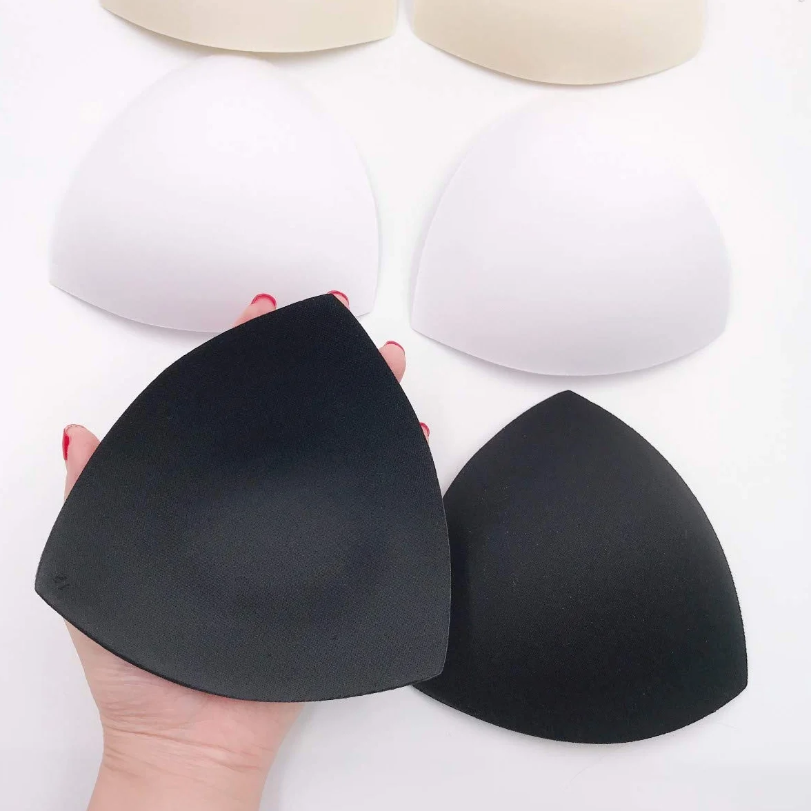 JZK 6 par piankowych wkładek biustonosza wyjmowany trójkątny biustonosz wzmocnienie miseczek do strojów kąpielowych biustonosz sportowy bikini, czarny biały beżowy 3 kolory