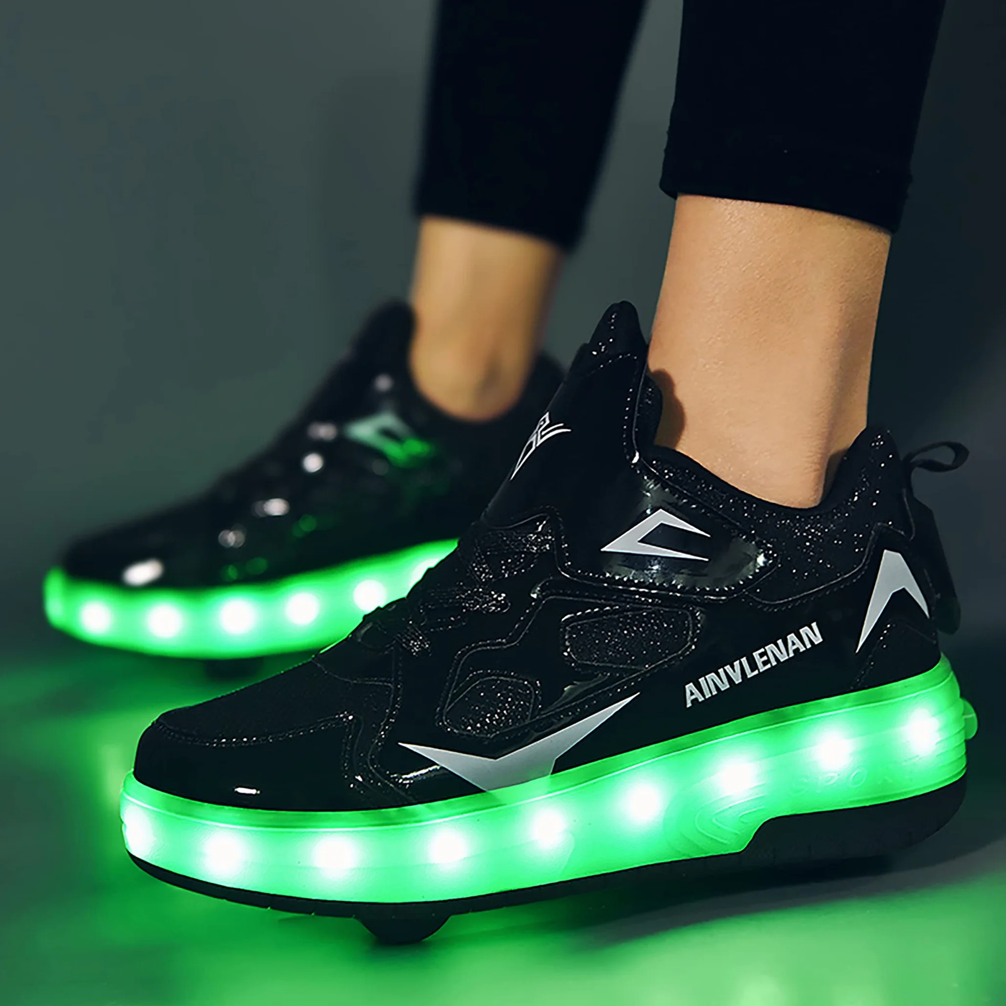 Chłopięce dziewczęce buty na deskorolkę z migającymi diodami LED, buty z rolkami, automatyczne zwijanie, komfortowe, outdoorowe buty sportowe dla dzieci
