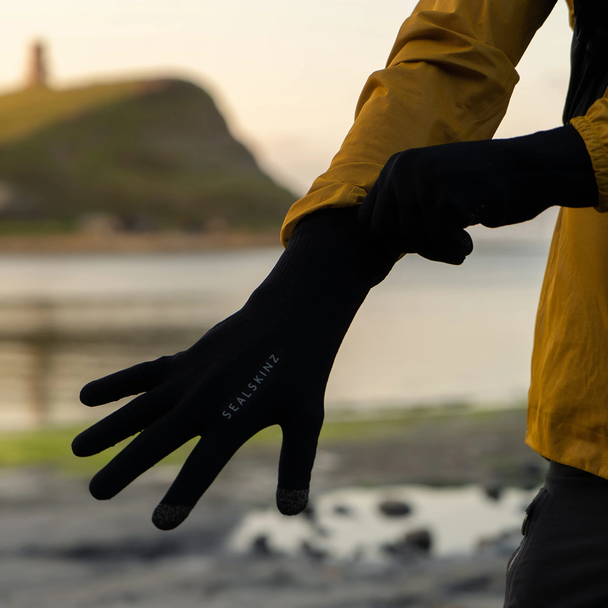 SEALSKINZ Unisex Wodoodporna rękawica dzianinowa na każdą pogodę Ultra Grip - czarna, S