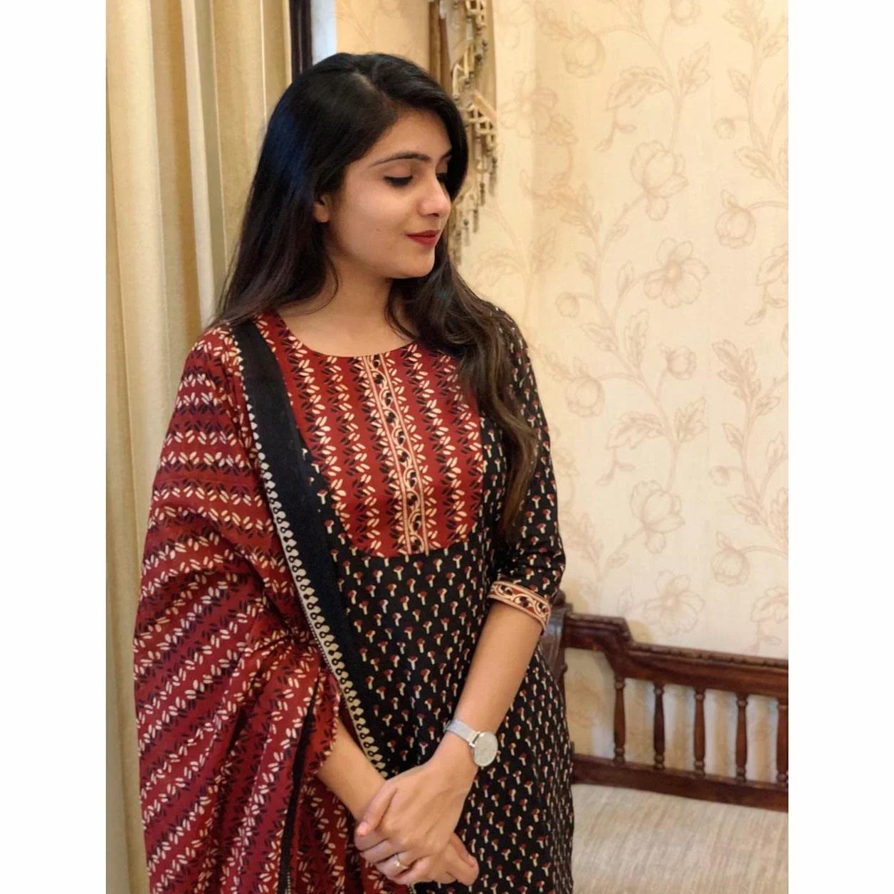 KLOSIA Damski zestaw kurta i spodnie z nadrukiem Dupatta