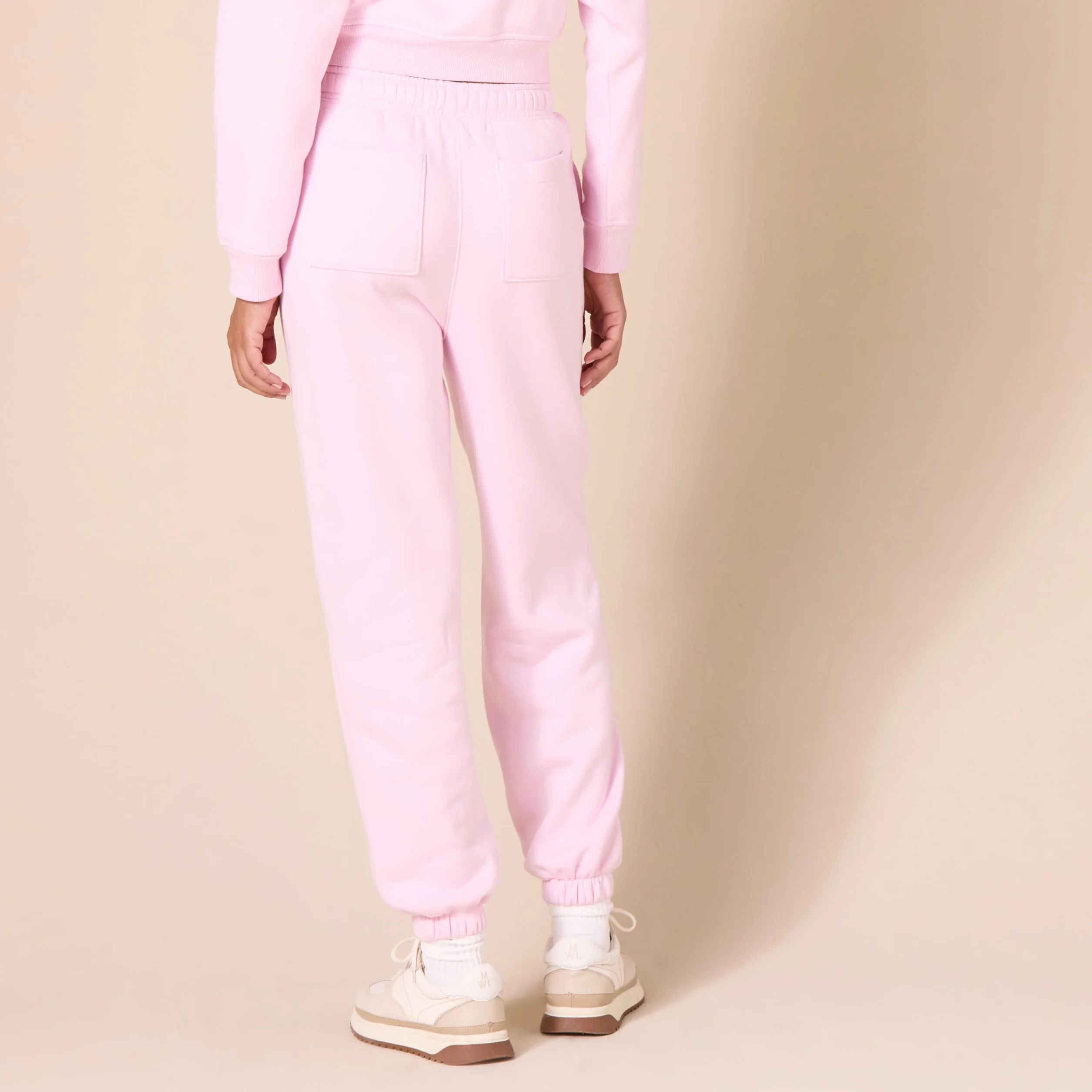 Amazon Essentials Kobiety Relaxed Jogger duże rozmiary