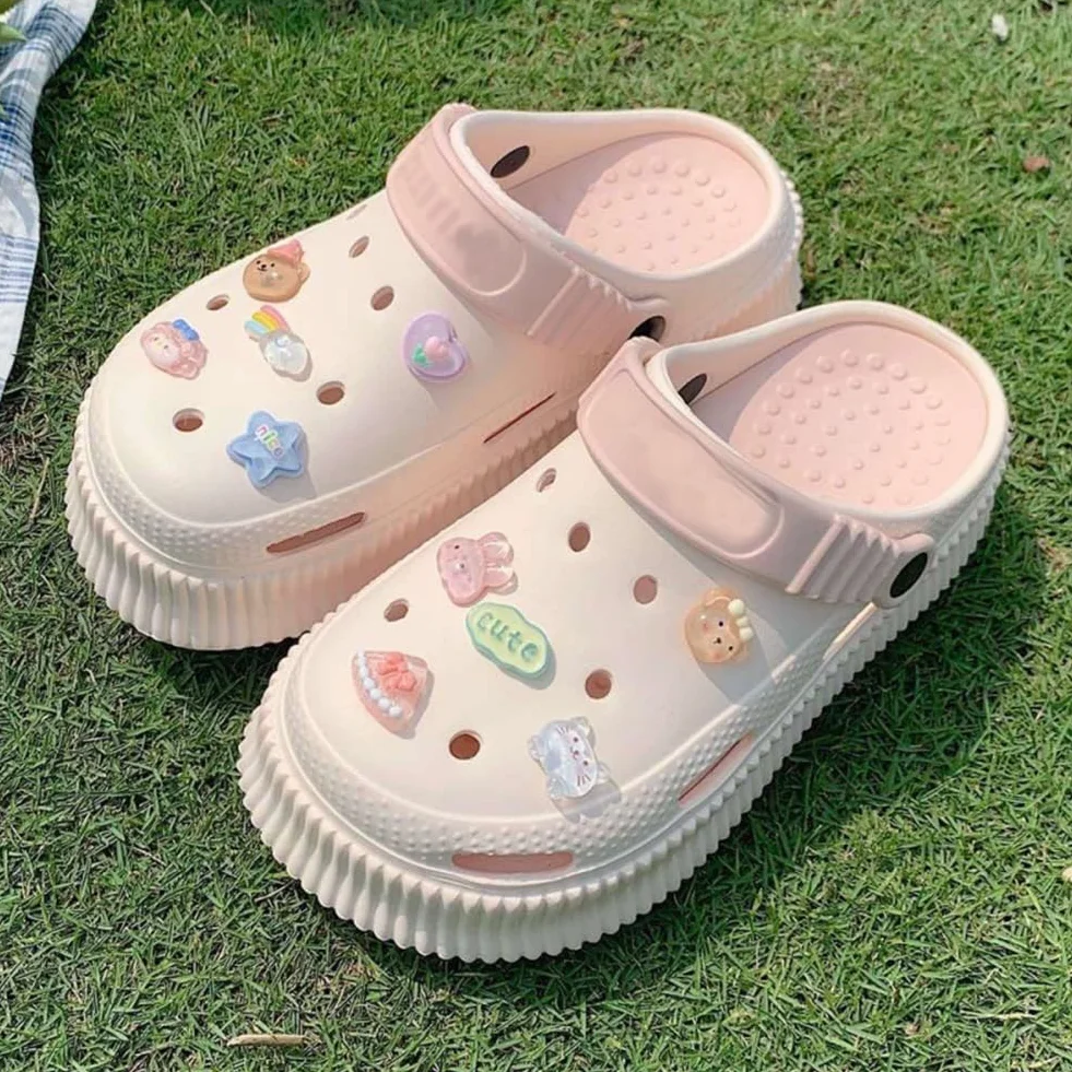 10 sztuk uroczych przypinek z kreskówek, przypinki do butów, naklejki Crocs, Charms z kreskówki, 10 sztuk, 1, Glina polimerowa, Agat