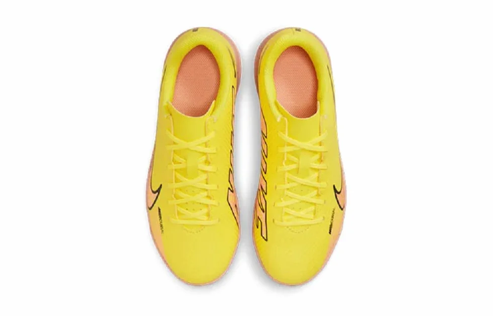 NIKE Jr. Mercurial Vapor 15 Club TF Buty Piłkarskie