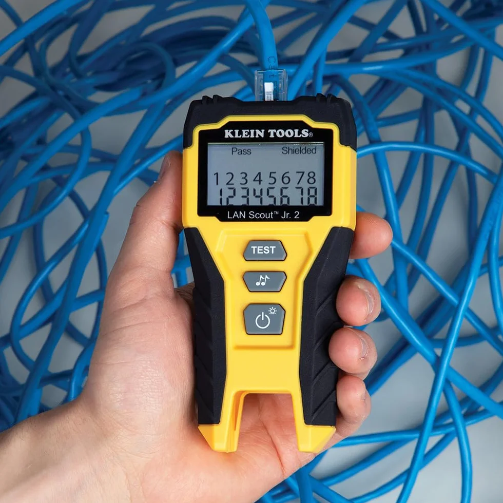 Klein Tools VDV526‑200E | V LAN Scout Jr. 2 tester kabli | do kabli sieciowych Cat 3-7 | test RJ45 i toner | LCD z podświetleniem tła | pilot zdalnego sterowania i baterie w zestawie | kompaktowa