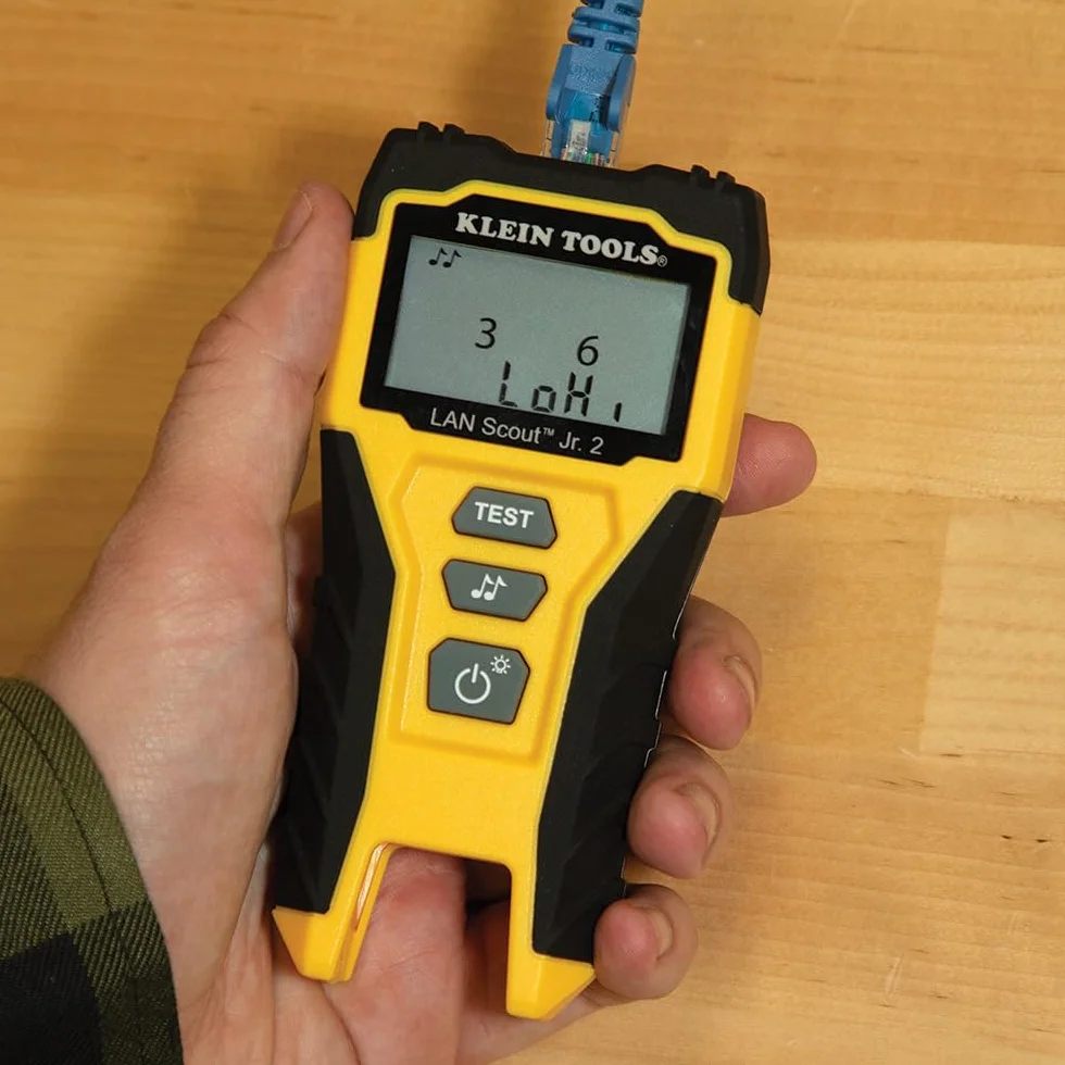 Klein Tools VDV526‑200E | V LAN Scout Jr. 2 tester kabli | do kabli sieciowych Cat 3-7 | test RJ45 i toner | LCD z podświetleniem tła | pilot zdalnego sterowania i baterie w zestawie | kompaktowa