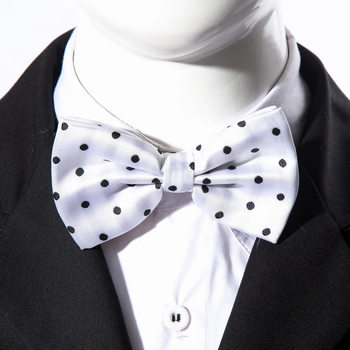 DonDon Elegancka mucha w kropki zapinana na haczyk regulowana