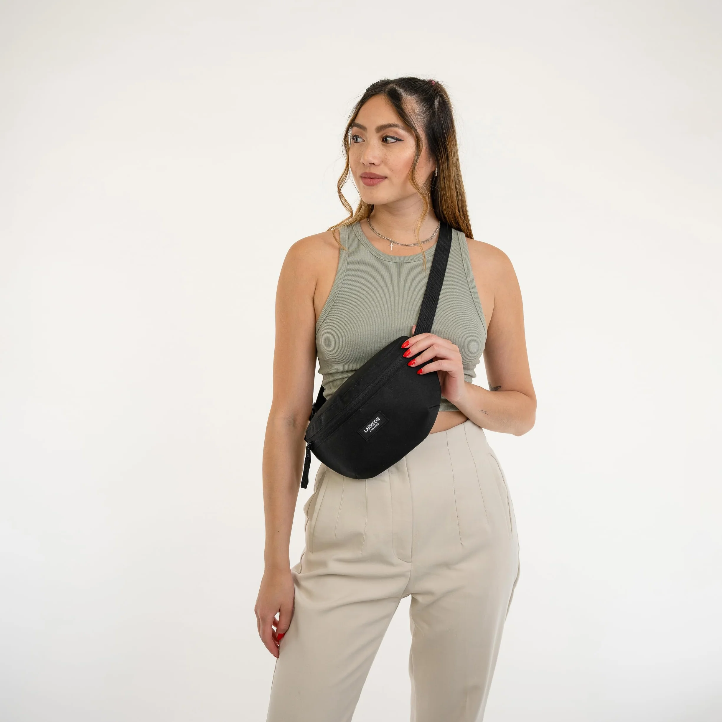 LARKSON Torba nerka damska i męska - Finn - saszetka biodrowa do uprawiania sportu na świeżym powietrzu w mieście - stylowa torba na pasek na festiwal - Crossbody Bag z paskiem - wodoodporna, czarny, Einheitsgröße