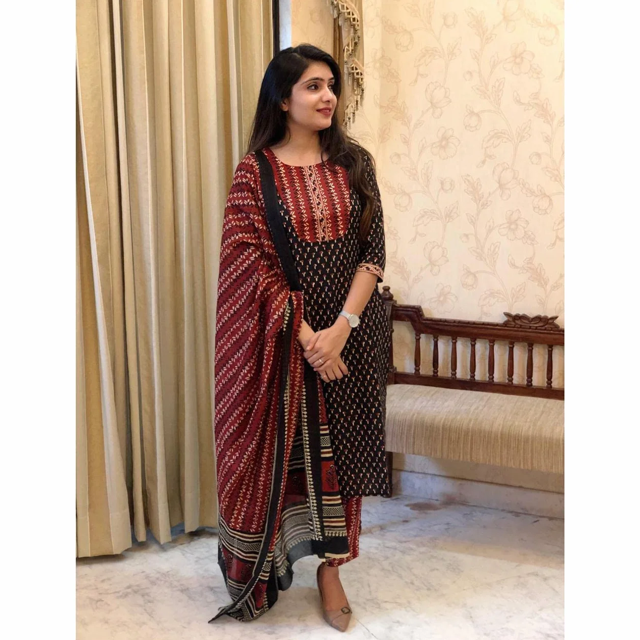 KLOSIA Damski zestaw kurta i spodnie z nadrukiem Dupatta