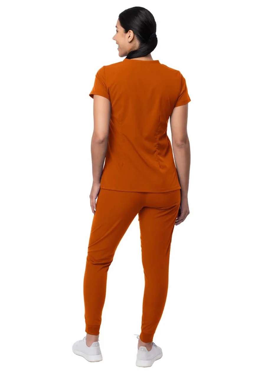 Adar Pro Movement Booster Scrub zestaw dla kobiet Sweetheart dekolt w serek Scrub Top i spodnie do jogi Cynamon XS