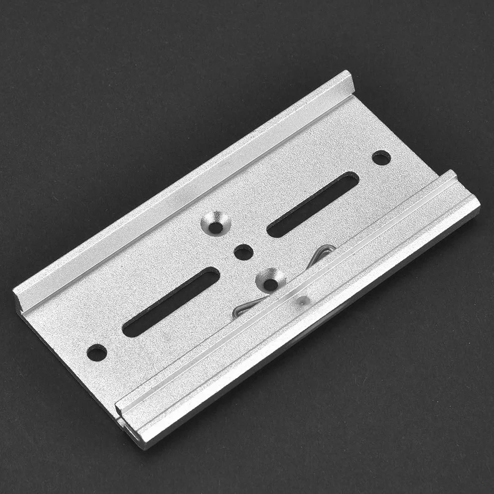Aluminiowy zacisk montażowy na szynę DIN 35 mm do mocowania przekaźników