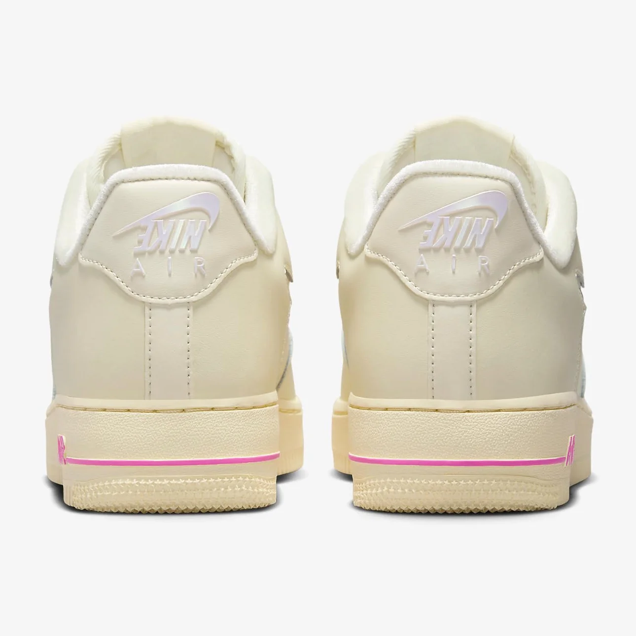Nike Damska koszulka WMNS Air Force 1 '07 Se Low TOP, Mleko kokosowe/zabawny różowy alabaster, 4.5 UK (7 US)