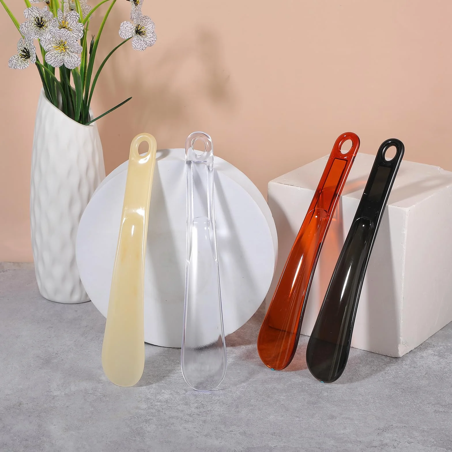 4 szt. rogów do butów 24 cm plastikowy róg do butów z otworem do zawieszania lekkie buty pomocnik przenośne pomocniki podróżne buty łyżka do kijków dla kobiet seniorów mężczyzn akcesoria