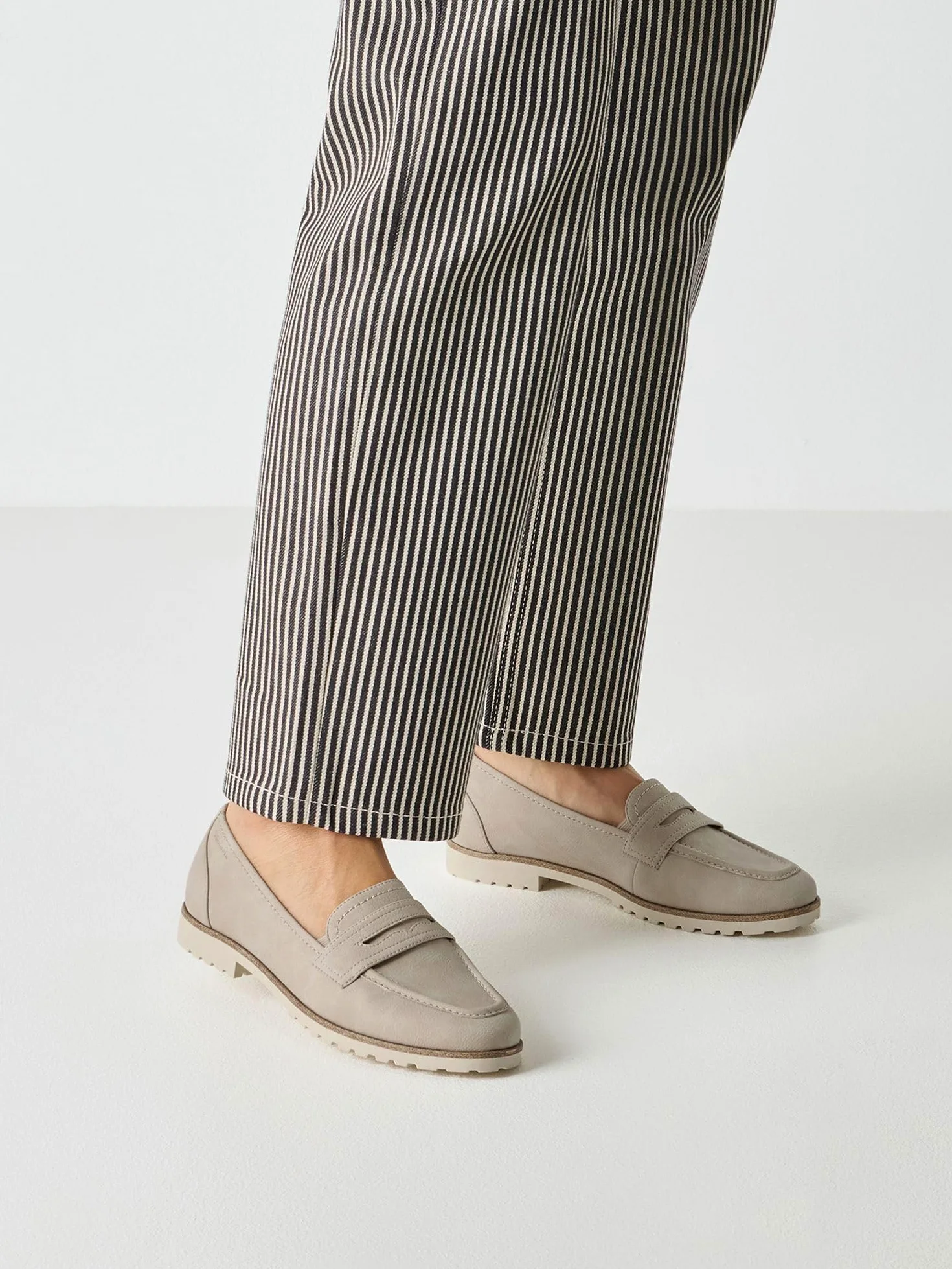 Tamaris Kobiety Tamaris Damen Slipper 1-24239-42Mokasyn