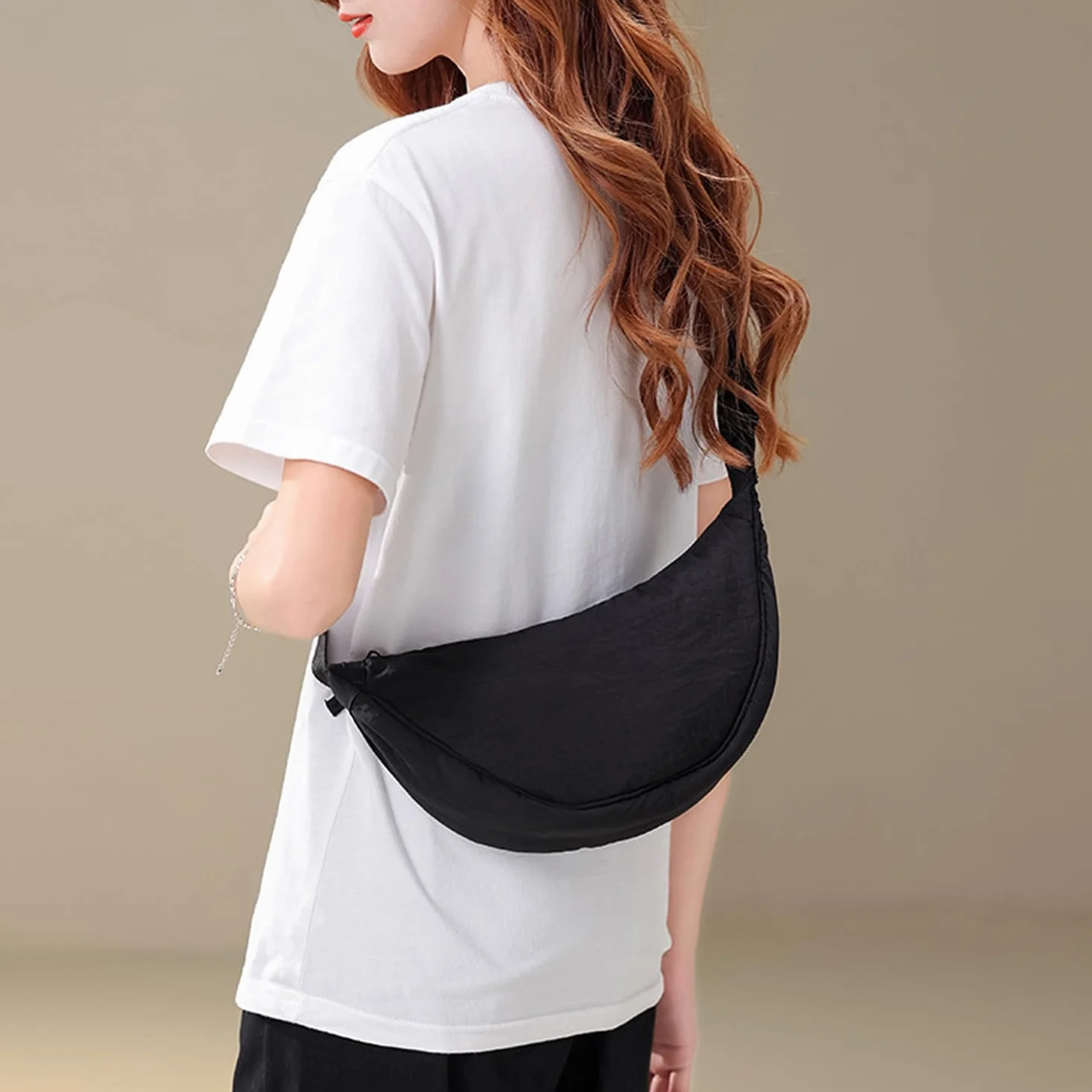 ANYWN Torba na ramię damska z półksiężycem, Hobo Casual Crossbody, jednokolorowa, przenośna, półksiężyc, torba na ramię z regulowanym paskiem na ramię