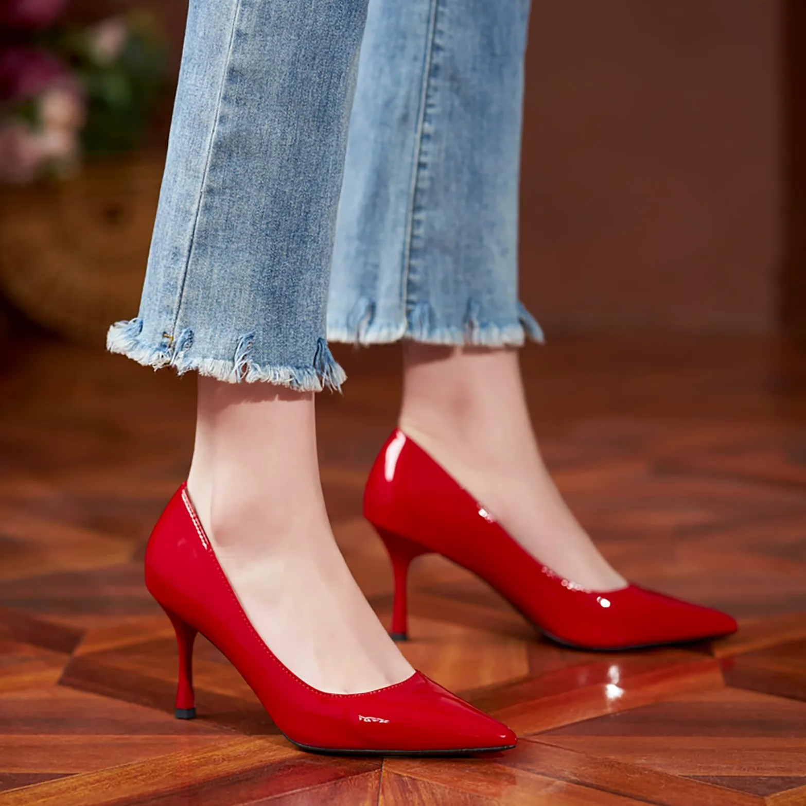 Damskie buty wsuwane ze szpiczastym noskiem damskie niskie obcasy buty do sukienki wygodne na średnim obcasie kocięta czółenka robocze biznes na co dzień biuro