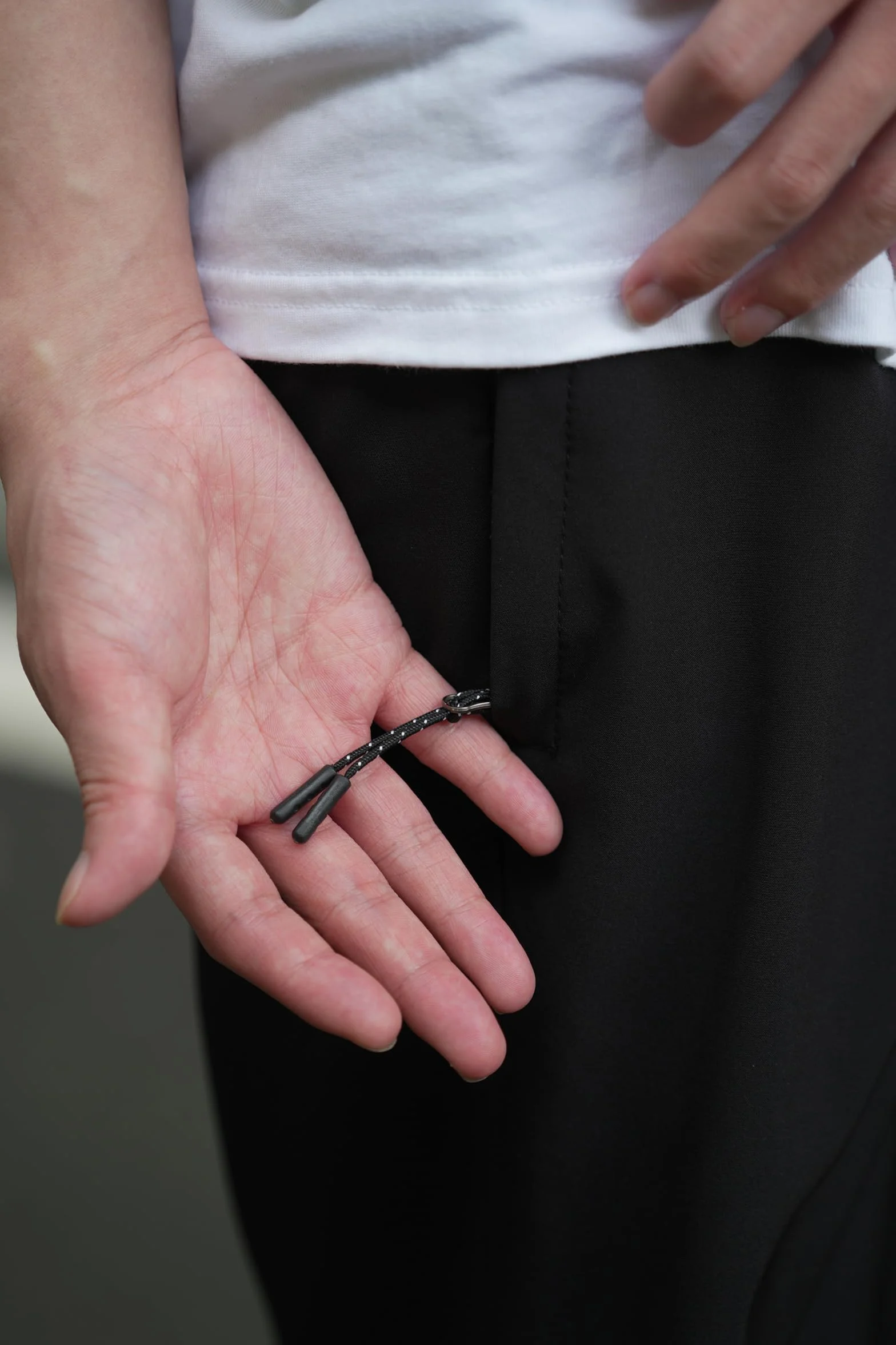 Męskie spodenki gimnastyczne z kieszeniami zapinanymi na zamek, szybkoschnące spodenki sportowe do biegania, lekkie sportowe spodenki do koszykówki