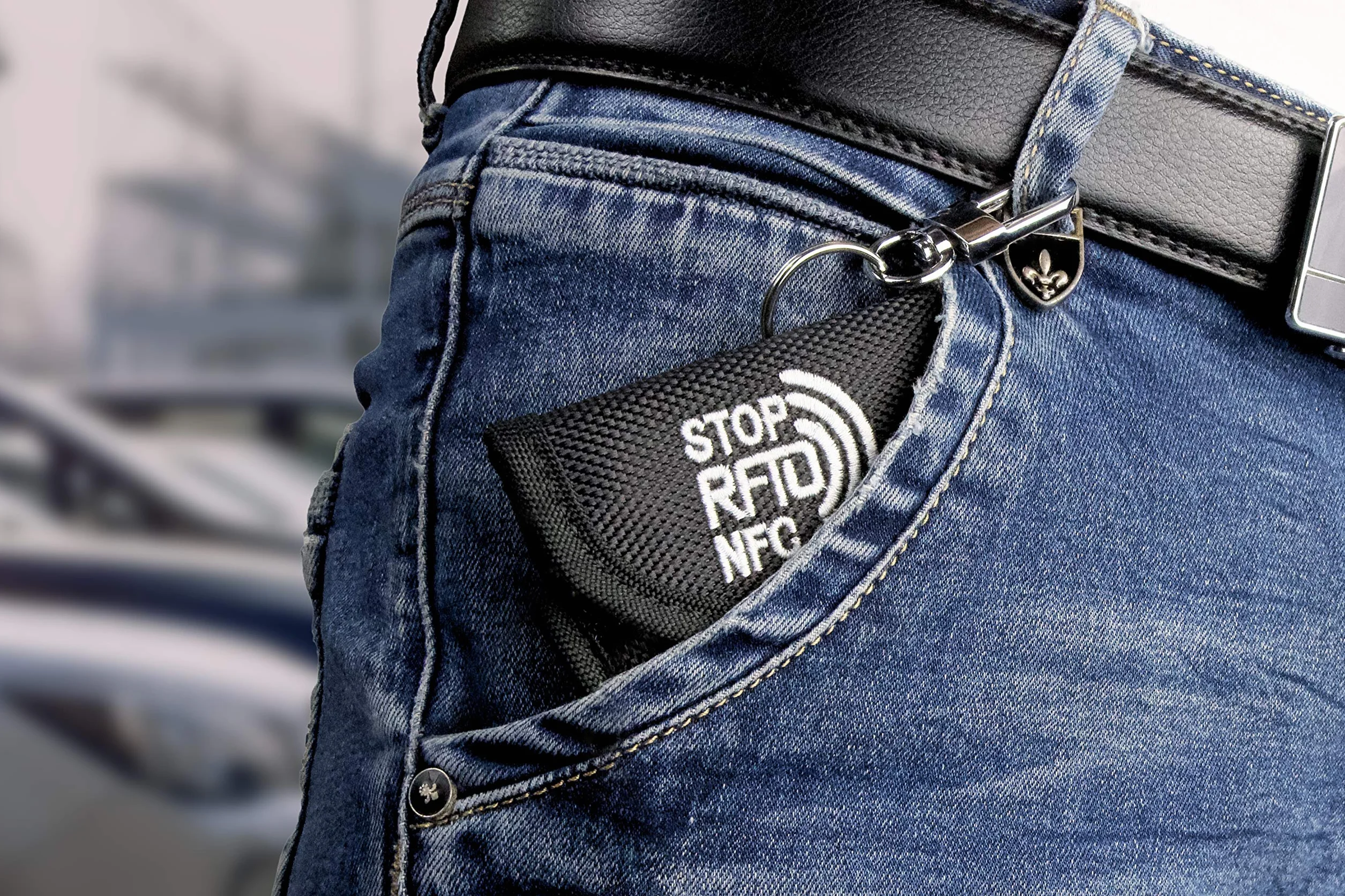 MakakaOnTheRun etui na kluczyki samochodowe – Keyless Go ochronne z 2 przegródkami chroniącymi RFID. Etui na kluczyki samochodowe do wszystkich pojazdów z UE, Azji i