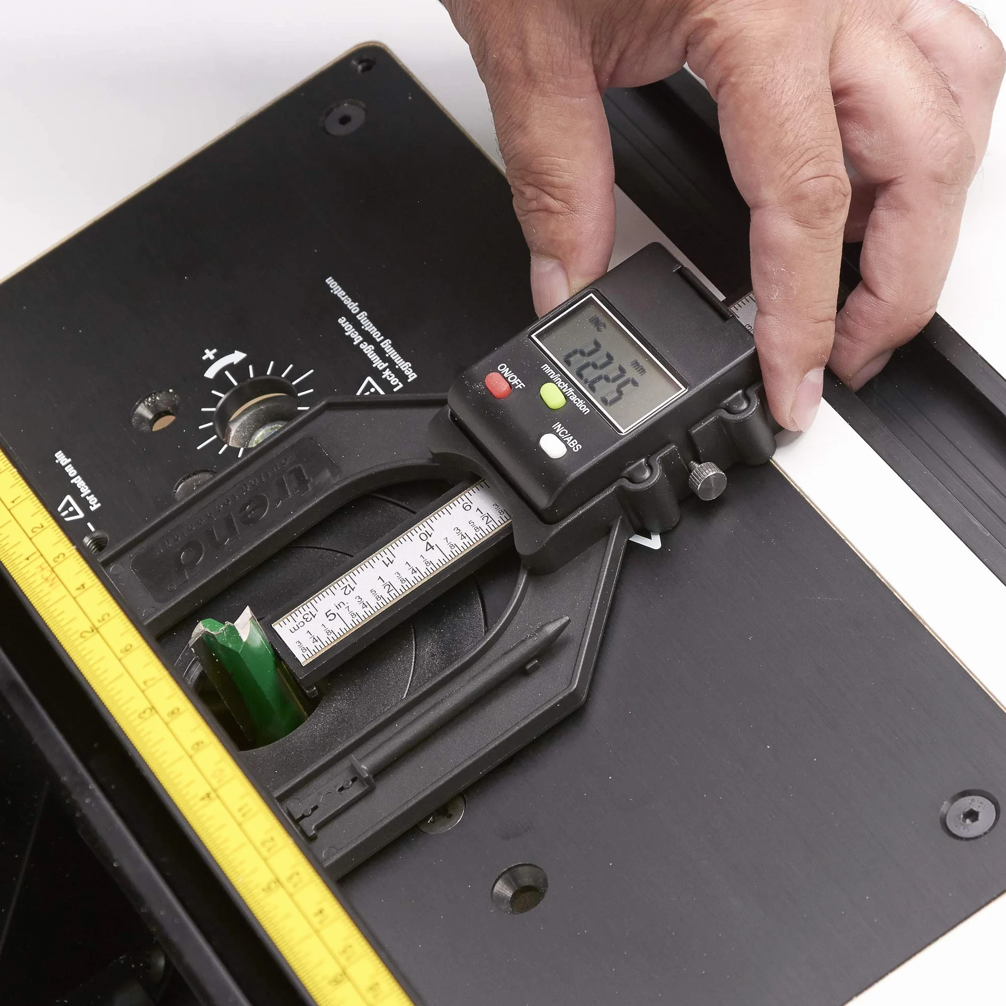 Trend Digital Depth Gauge - do ustawiania i sprawdzania głębokości do zastosowań związanych z frezowaniem i piłowaniem, GAUGE/D60