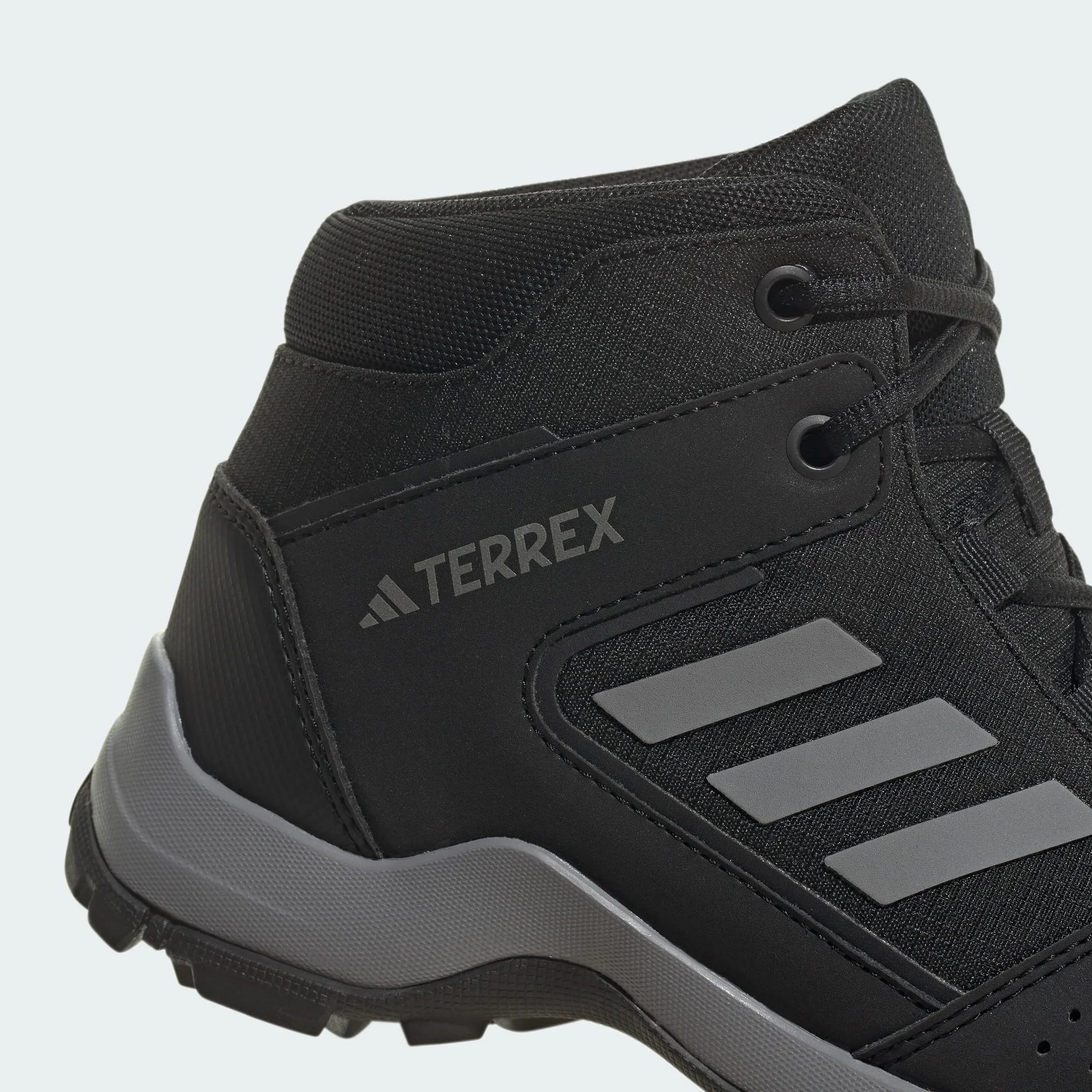 adidas Dziecięce buty trekkingowe Terrex Hyperhiker Mid w kolorze czarnym