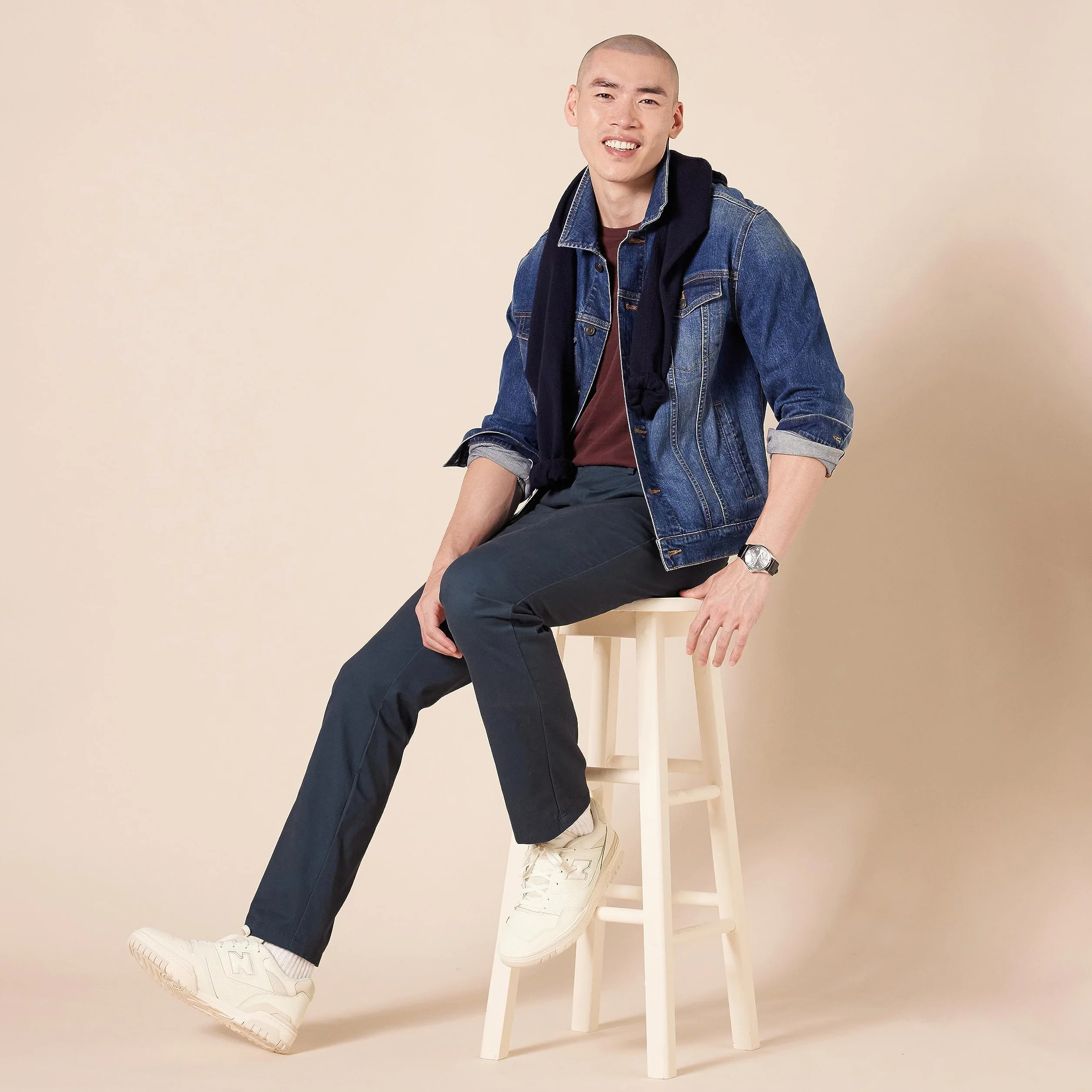 Amazon Essentials Mężczyźni Slim-Fit odporne na zagniecenia spodnie chinosy z płaskim przodem