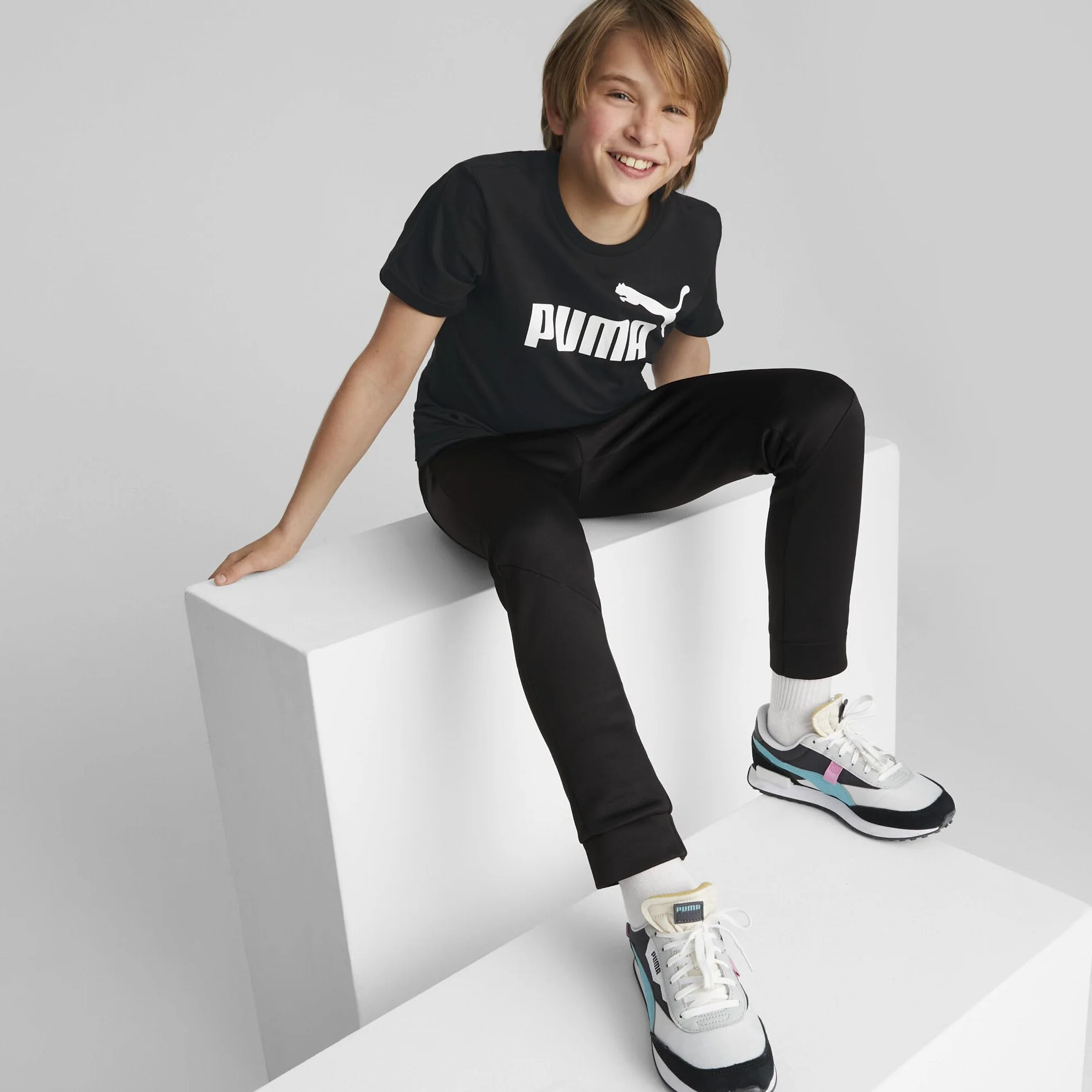 PUMA T-shirt Chłopcy ESS Logo Tee B