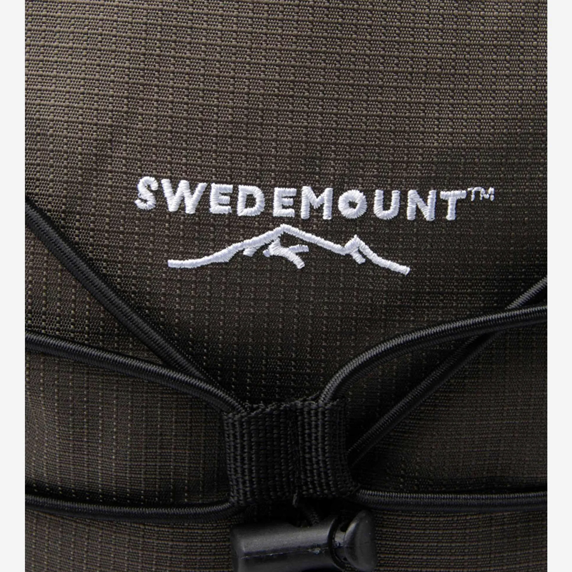 Swedemount Columbus 20L Plecak Rekreacyjny Unisex Wodoodporny Pokrowiec Przeciwdeszczowy Elementy Odblaskowe Pasek Na Klatkę Piersiową