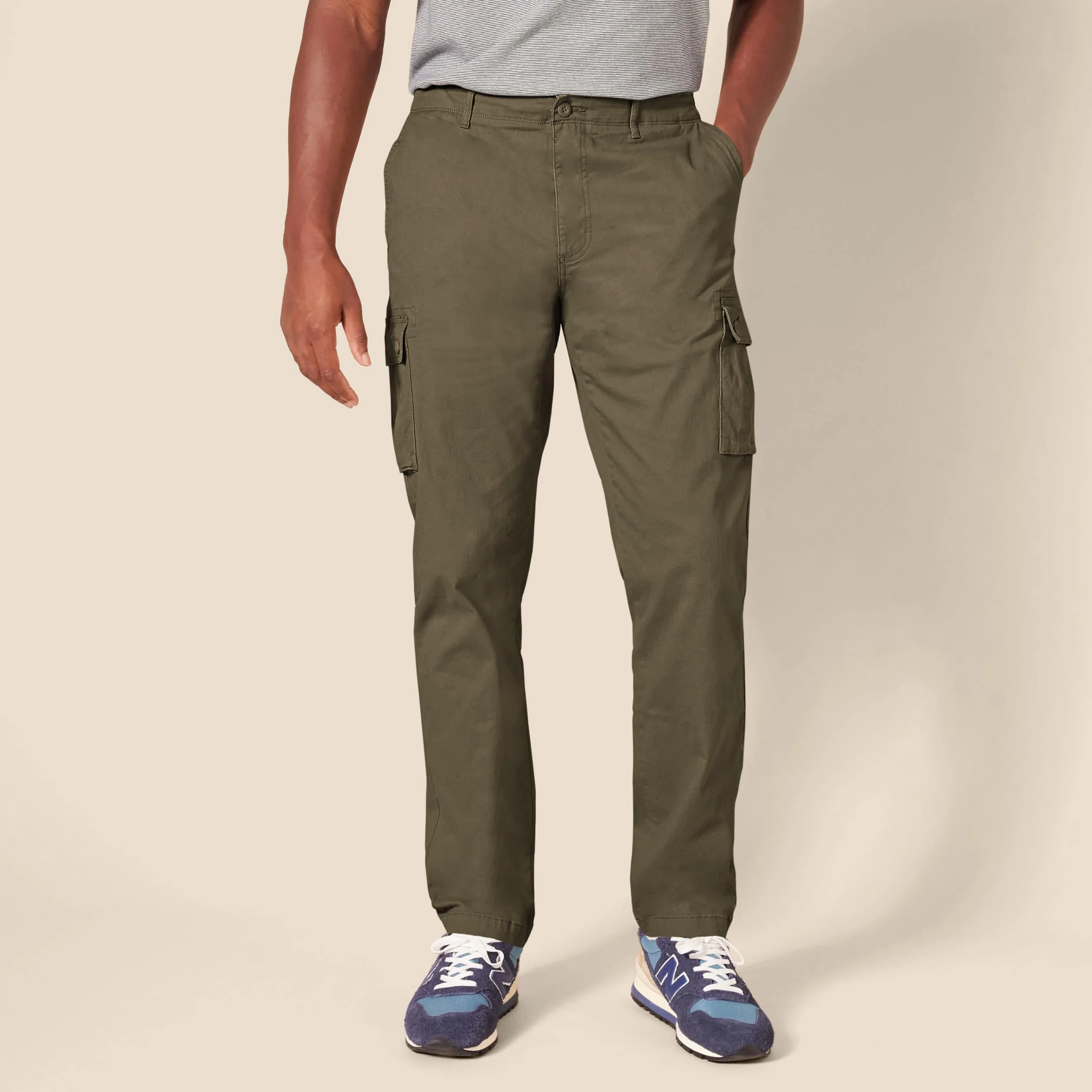 Amazon Essentials Mężczyźni Spodnie typu cargo o wąskim kroju, elastyczne (dostępne w wersji Big & Tall)
