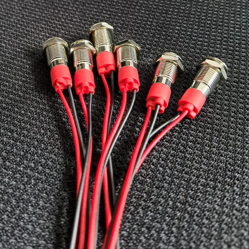 GUUZI 8mm Lampka Kontrolna LED 12-24V Wodoodporna Lampka Sygnalizacyjna Panel Metalowy Wskaźnik LED Lampka Sygnalizacyjna Mocowanie Panelu Głowica Płaska z Przewodami Srebrny Skorupa(Zielony, 6 szt)