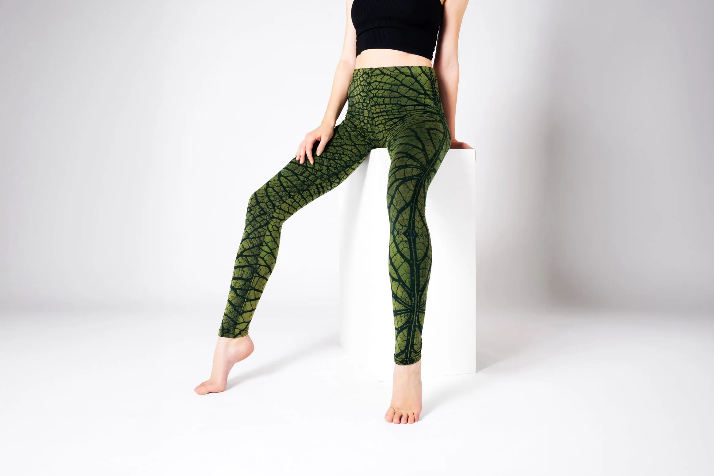 PANASIAM Batik Leggings Liści damskie - legginsy ze strukturą liścia - Do jogi, sportowe, fitnessu - naturalny materiał - wygodny - sportowy - modny