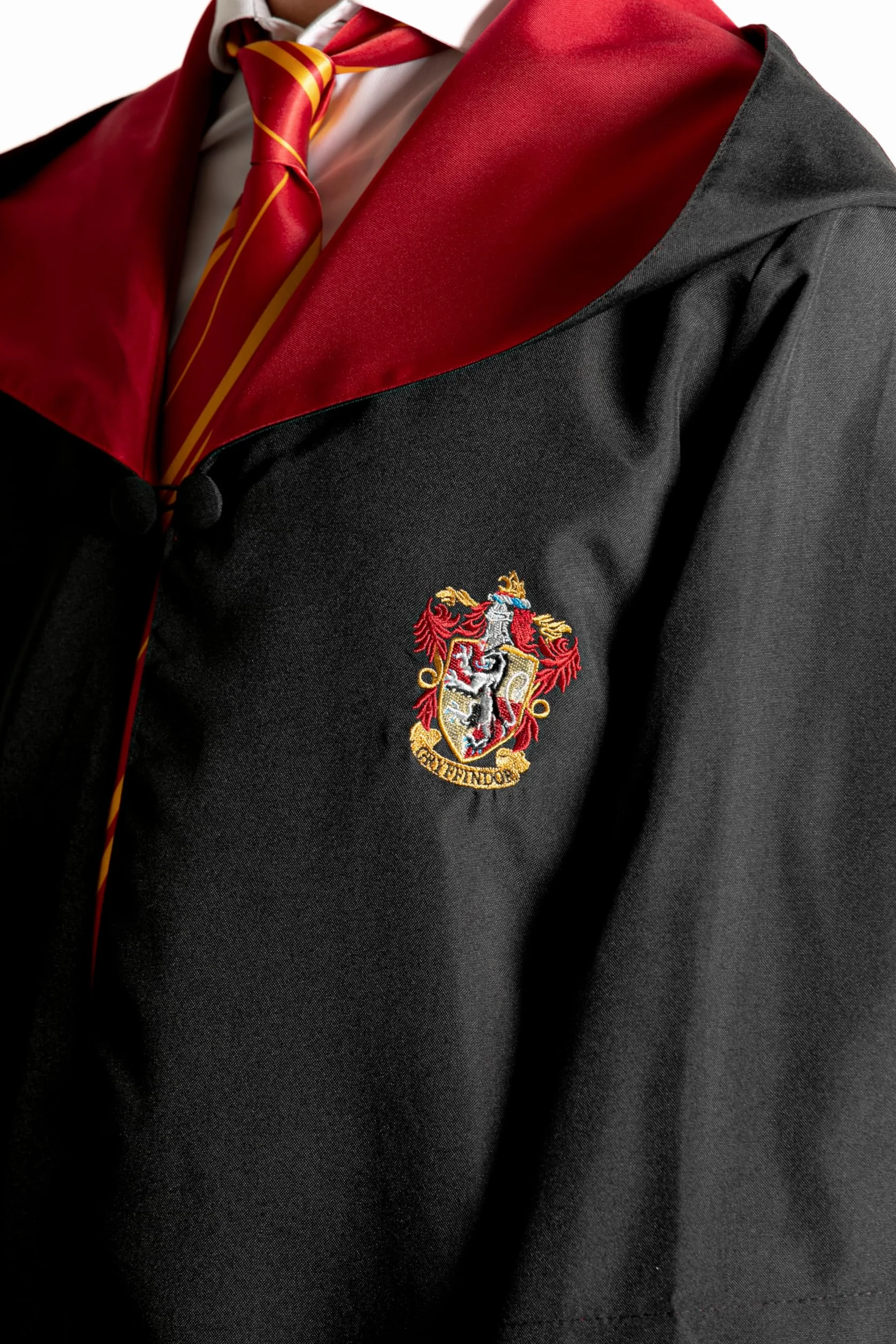 Cloak Cape Tunic Deluxe official Harry Potter Wizarding World (One size adult) with embroidered emblem and tie