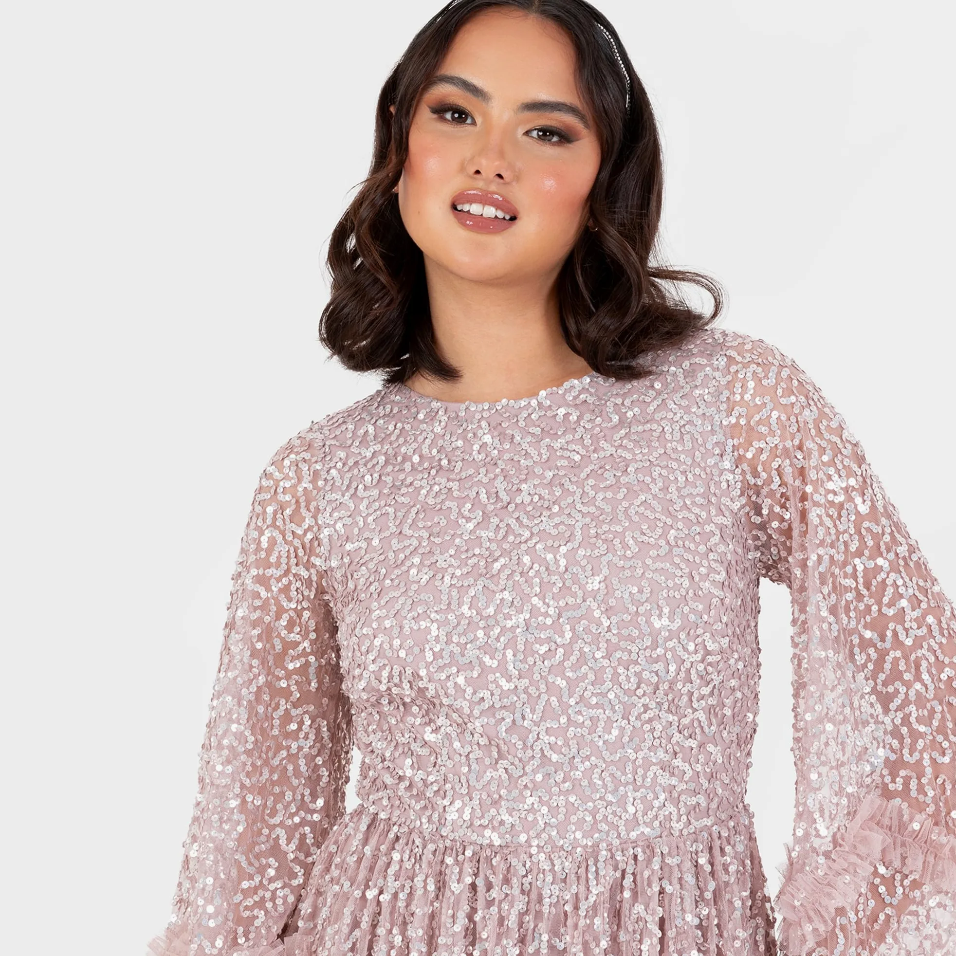 Maya Deluxe Damska sukienka maxi, modest Round Neck Long Bell Sleeve Sequin, Embellished Tiered Ruffle A-line Bridesmaid Prom, lodowy róż 48, różowy, 48