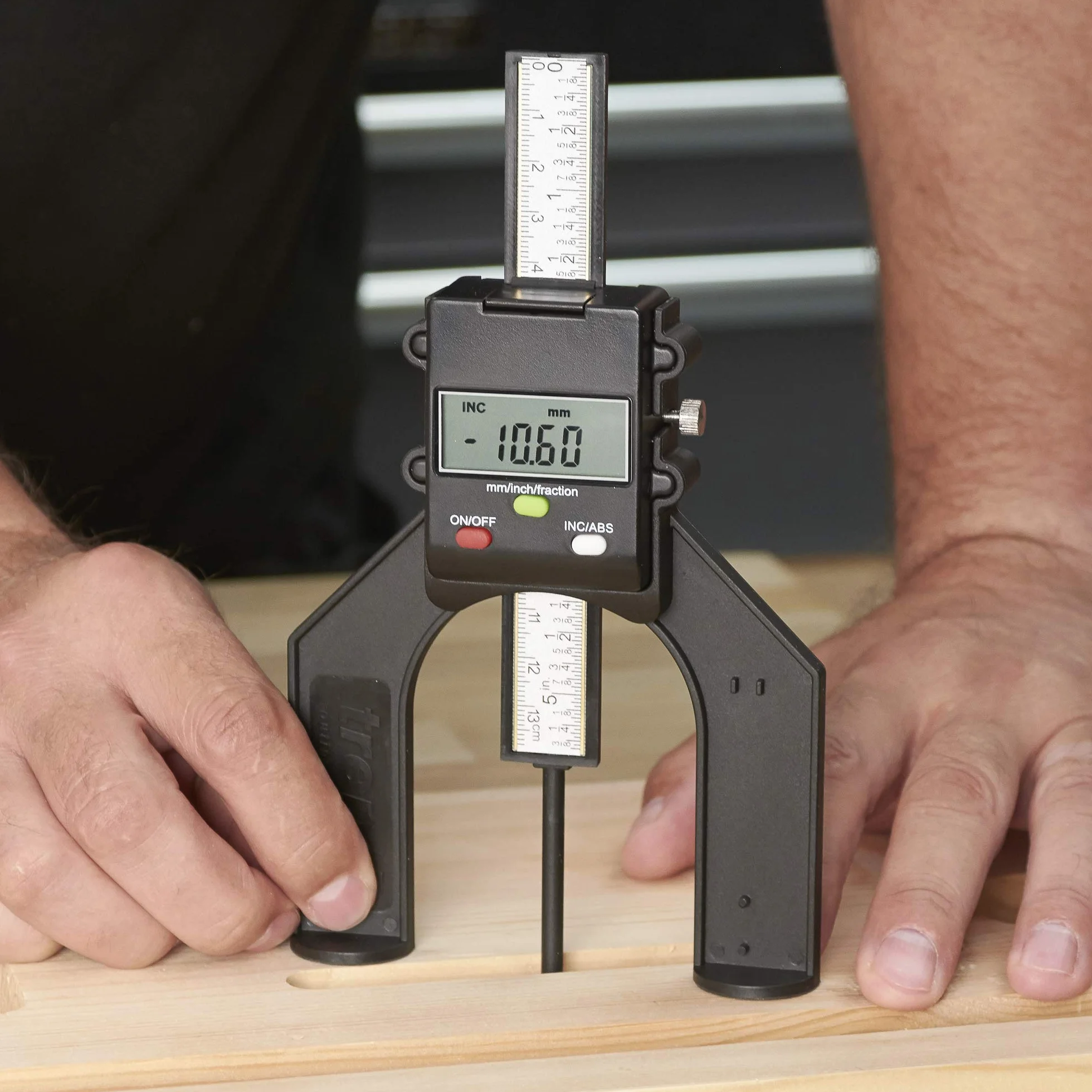 Trend Digital Depth Gauge - do ustawiania i sprawdzania głębokości do zastosowań związanych z frezowaniem i piłowaniem, GAUGE/D60