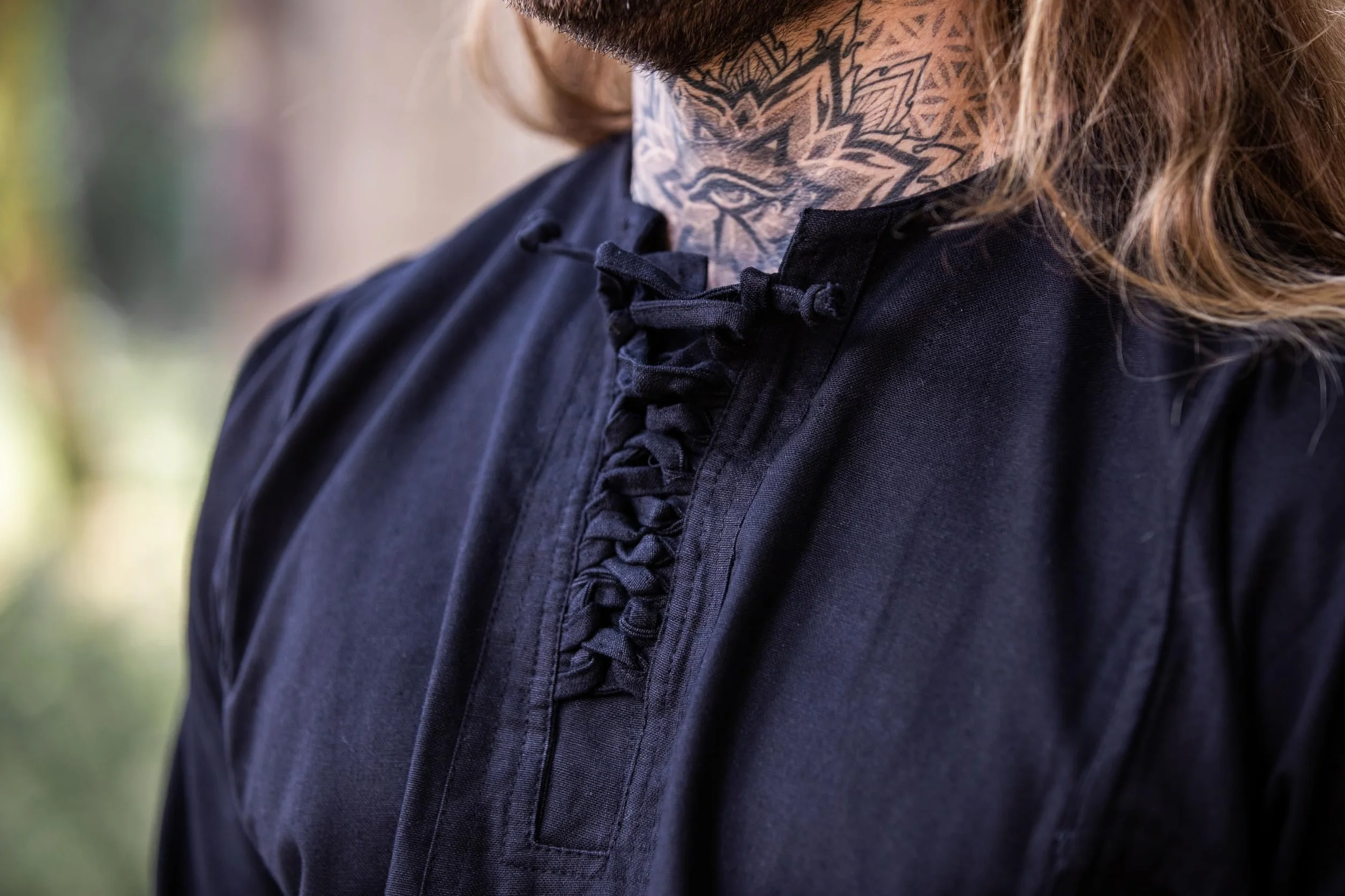 Leonardo Carbone® Miękka koszula Felix - średniowieczna odzież, średniowieczna koszula męska, odzież LARP, strój festiwalowy, kostium męski, kostium na karnawał, koszule rekreacyjne z długim rękawem -